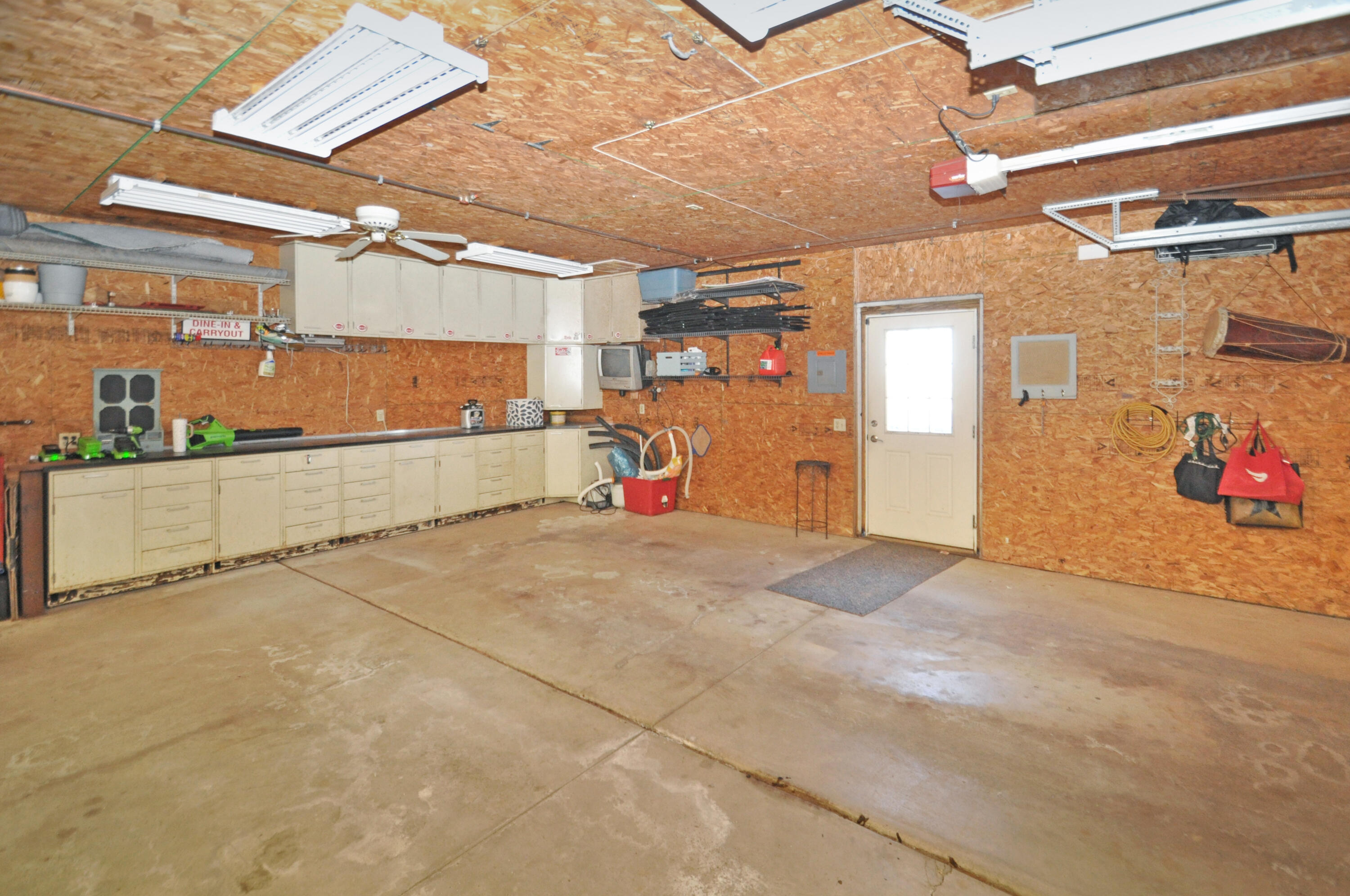 335 State Route 121, New Paris, Ohio 45347