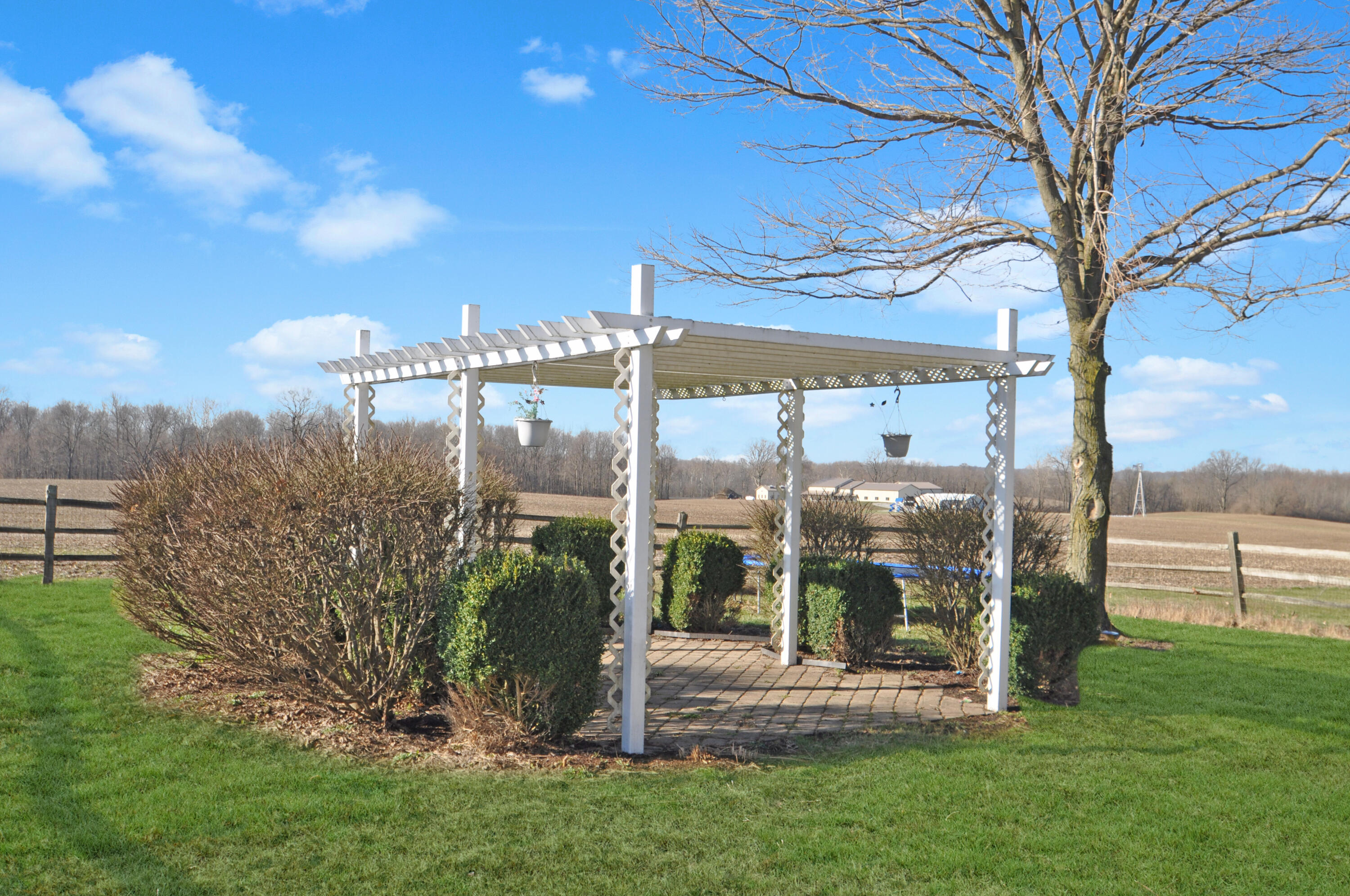 335 State Route 121, New Paris, Ohio 45347