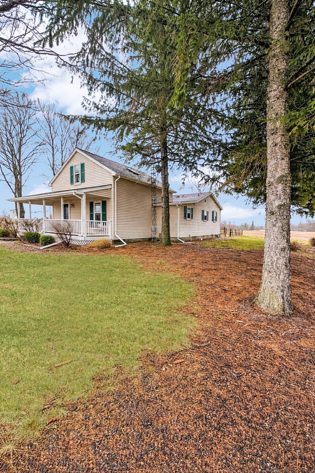 335 State Route 121, New Paris, Ohio 45347