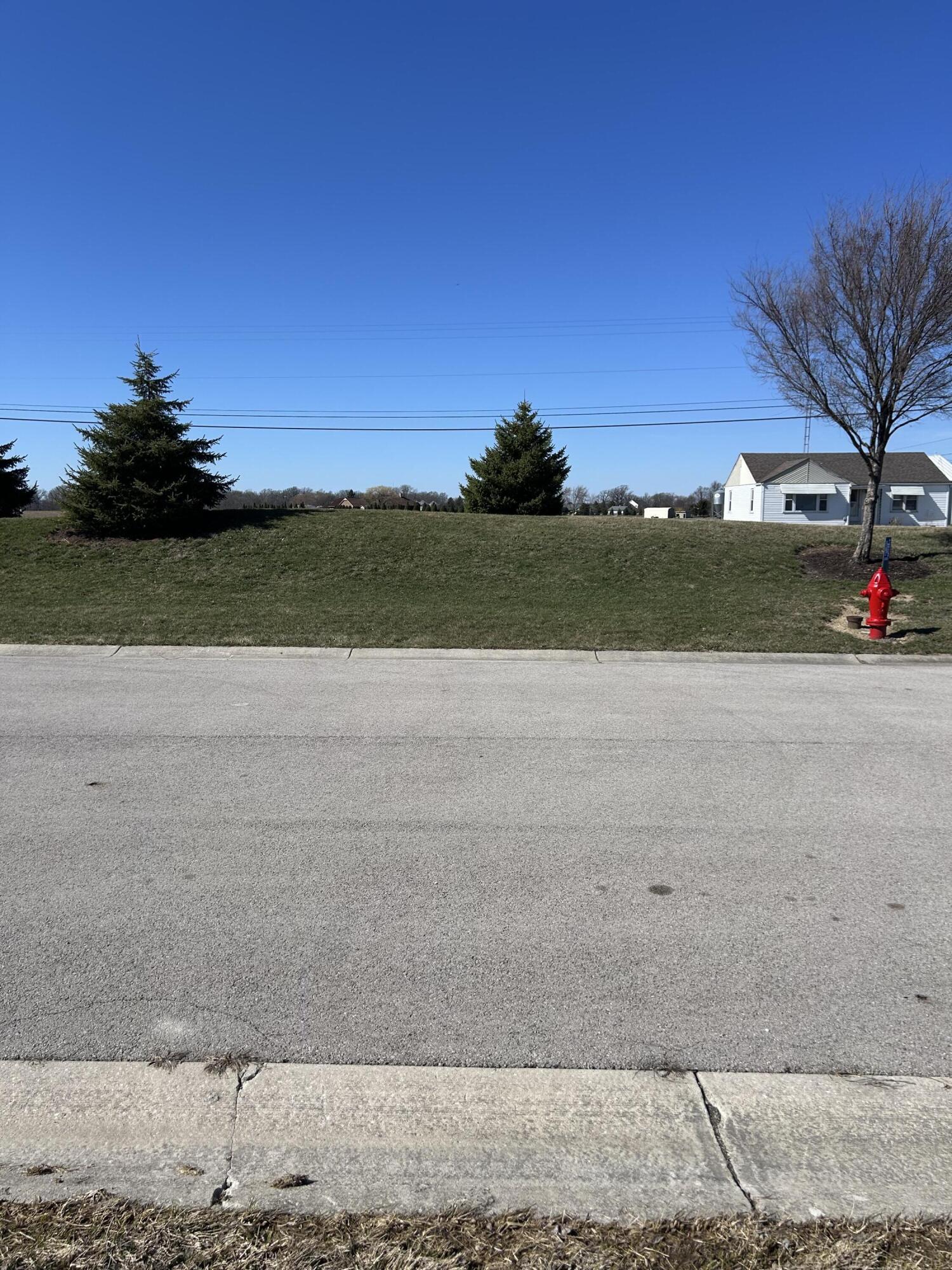 2100 Golfview Drive, Celina, Ohio 45822