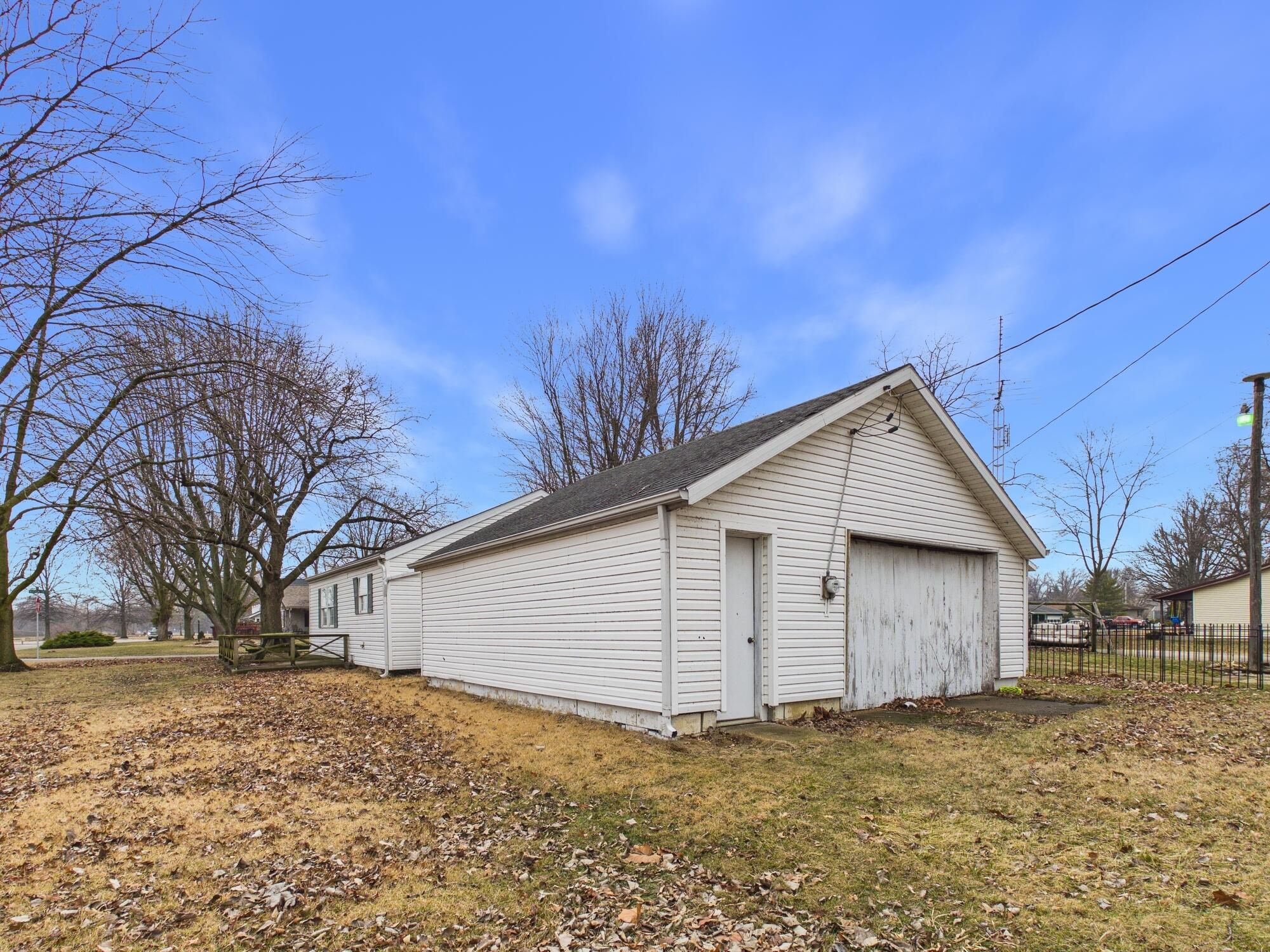 104 Villa Nova Boulevard, Saint Marys, Ohio 45885