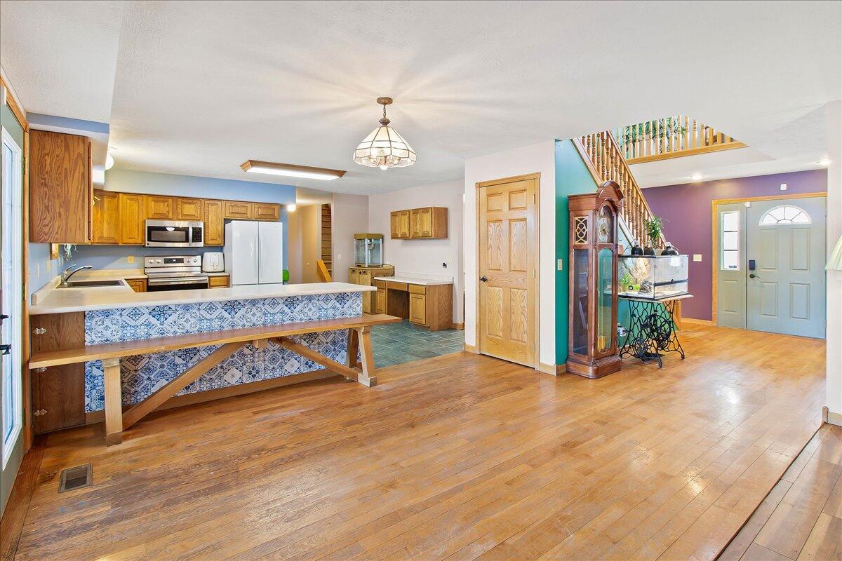 7320 Long Pond Road, Cable, Ohio 43009