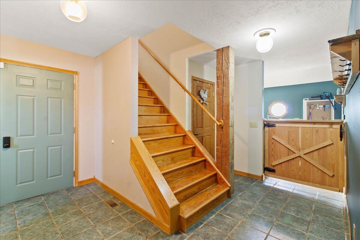 7320 Long Pond Road, Cable, Ohio 43009