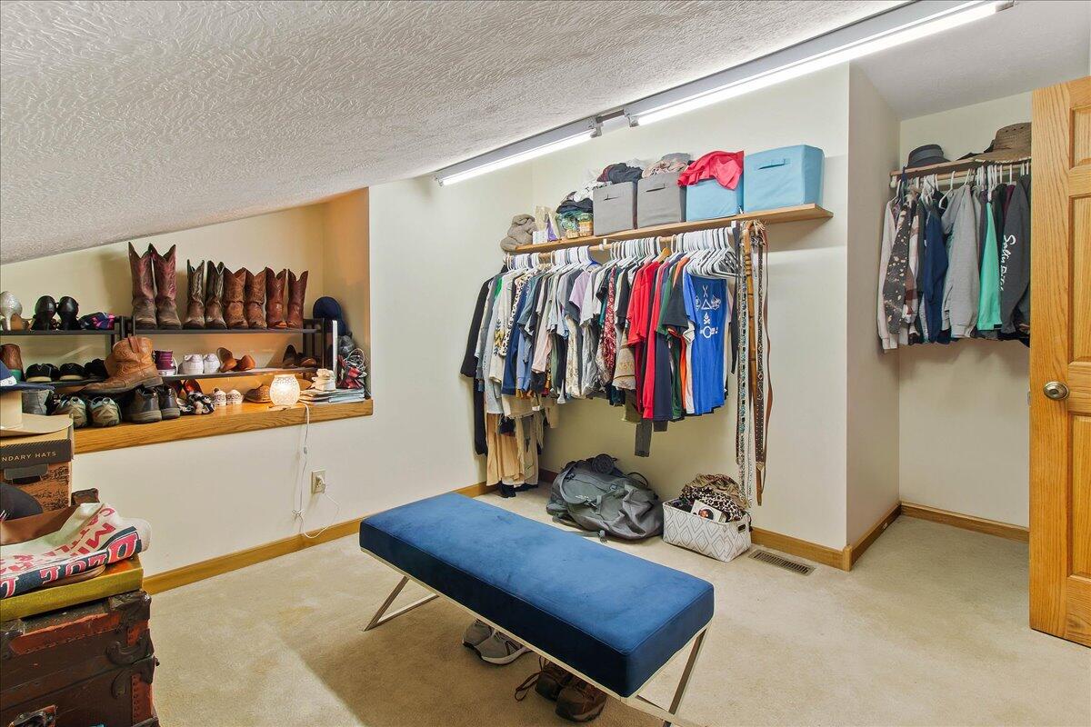 7320 Long Pond Road, Cable, Ohio 43009