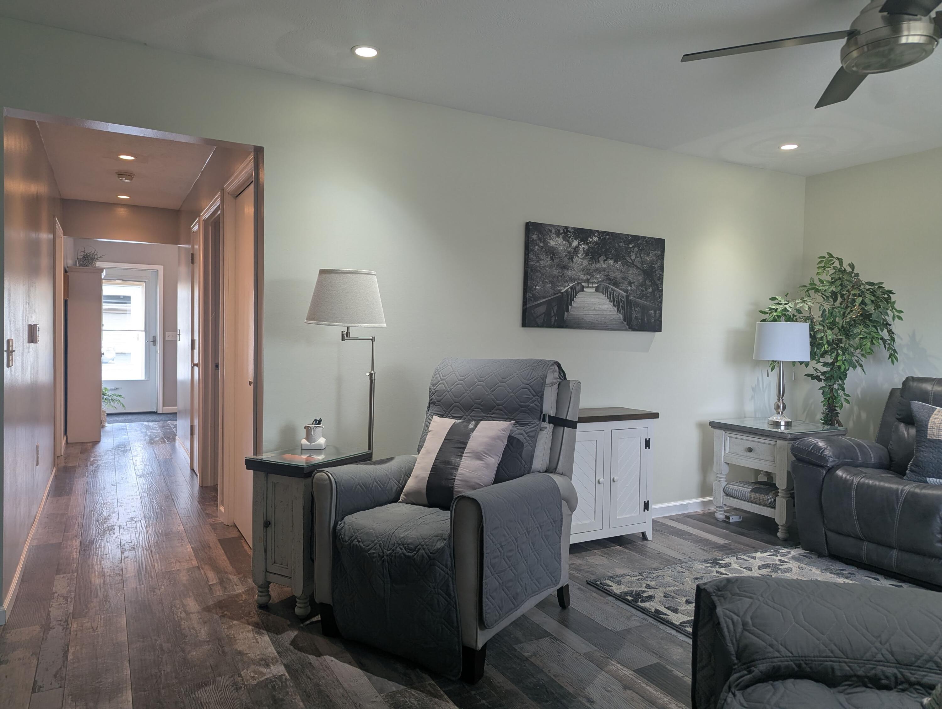 1977 Willoughby Avenue, Springfield, Ohio 45502