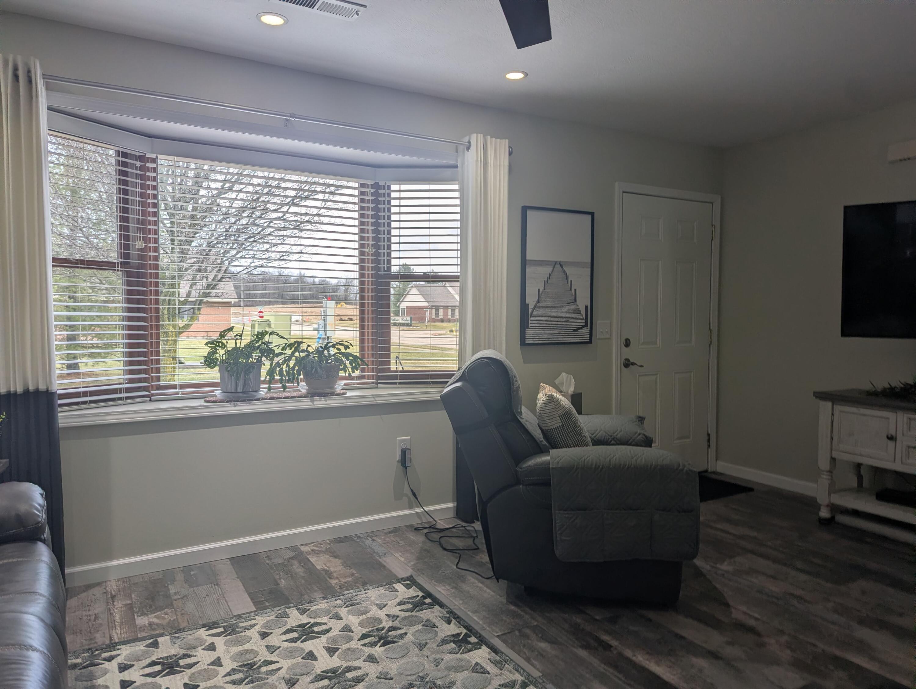 1977 Willoughby Avenue, Springfield, Ohio 45502