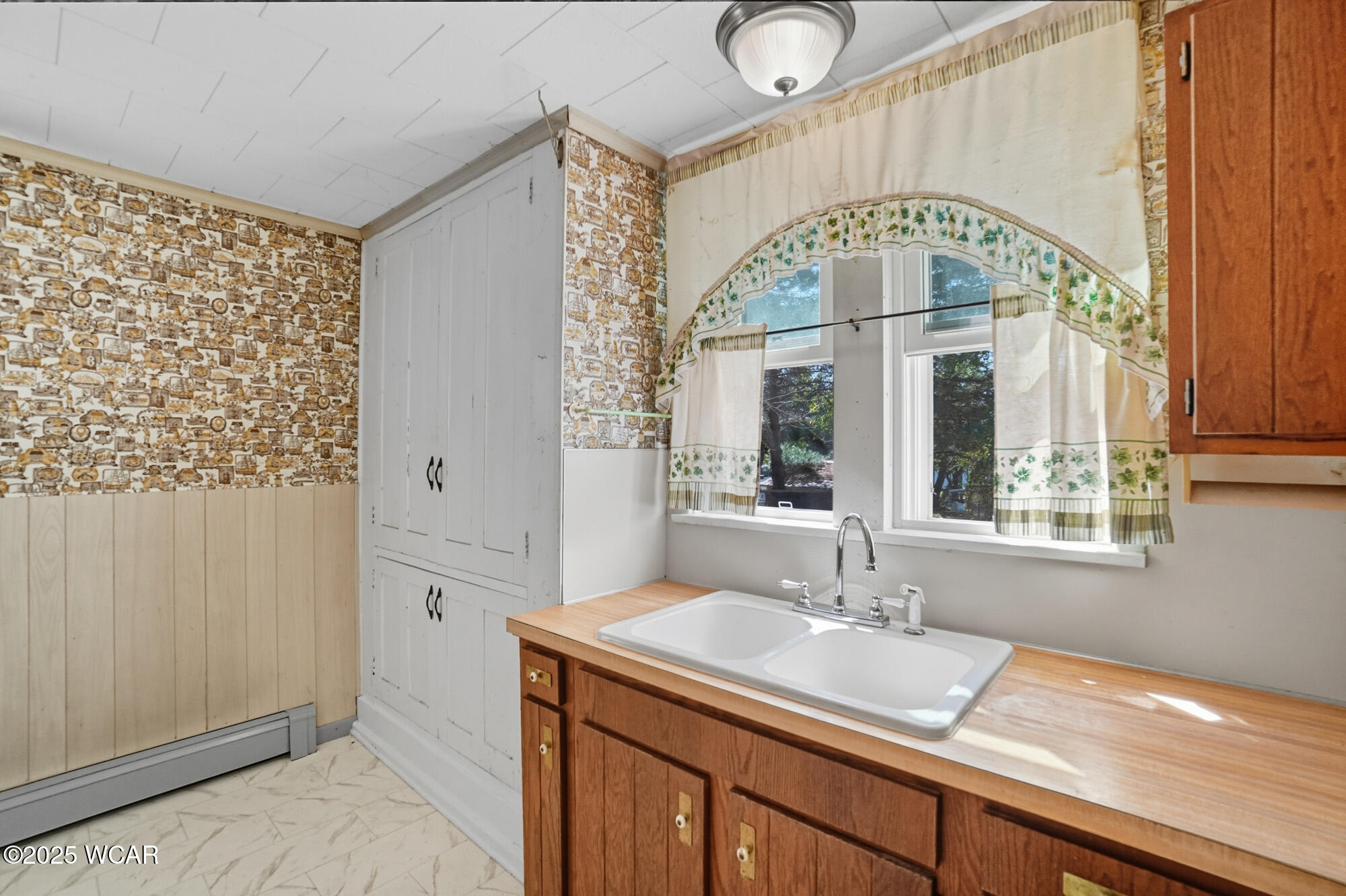 2525 Lincoln Highway, Elida, Ohio