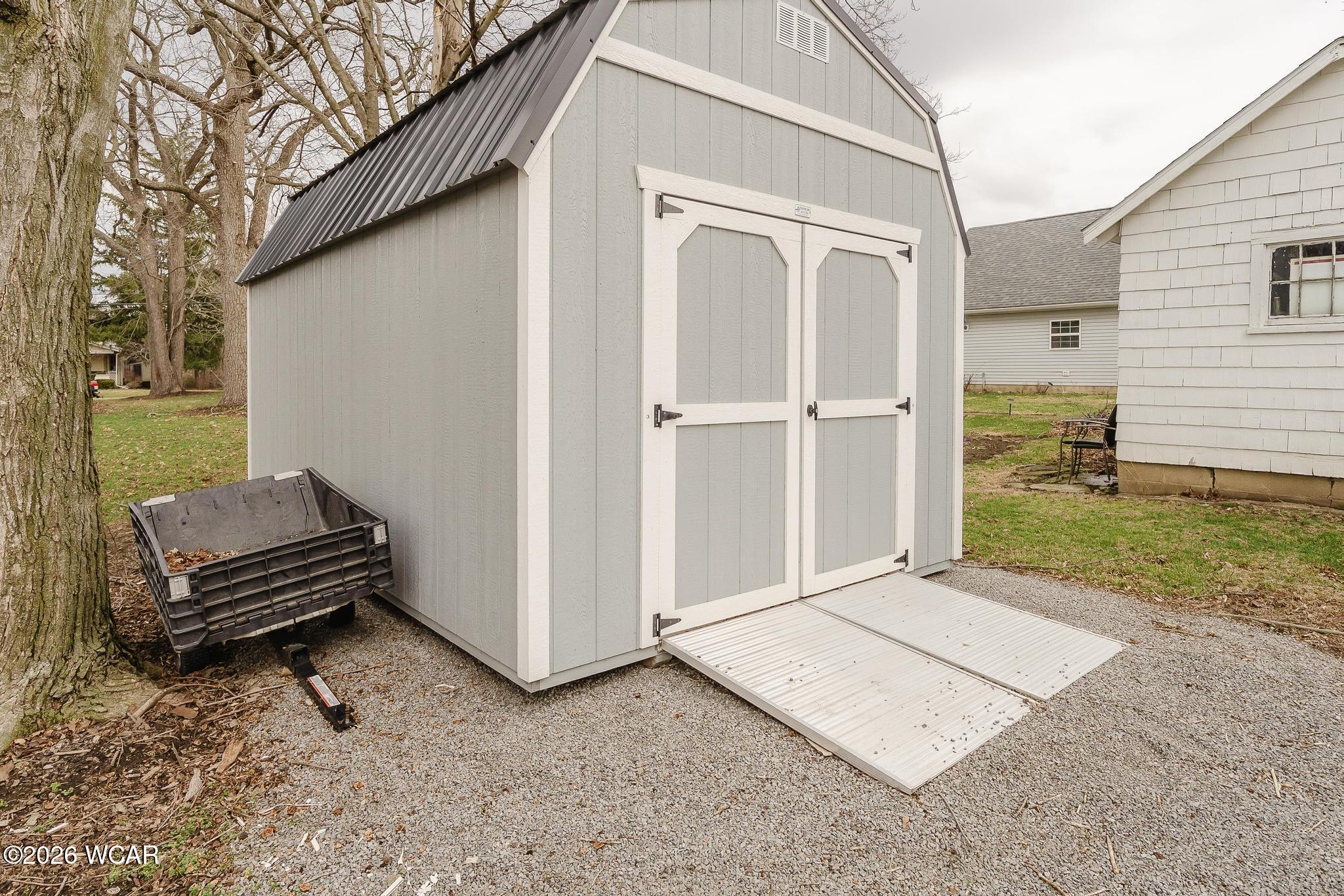 151 Lawn Avenue, Bluffton, Ohio