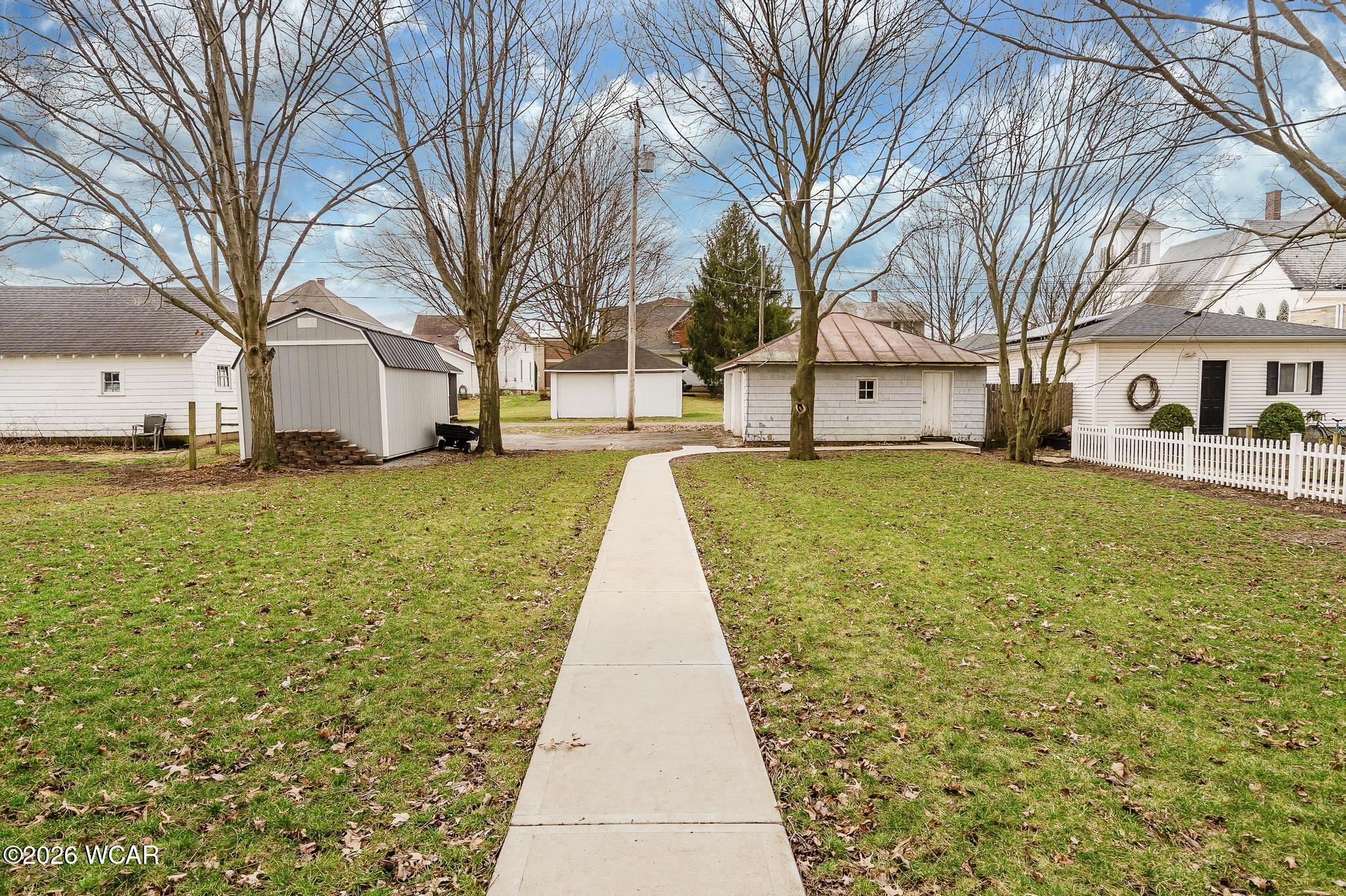 151 Lawn Avenue, Bluffton, Ohio