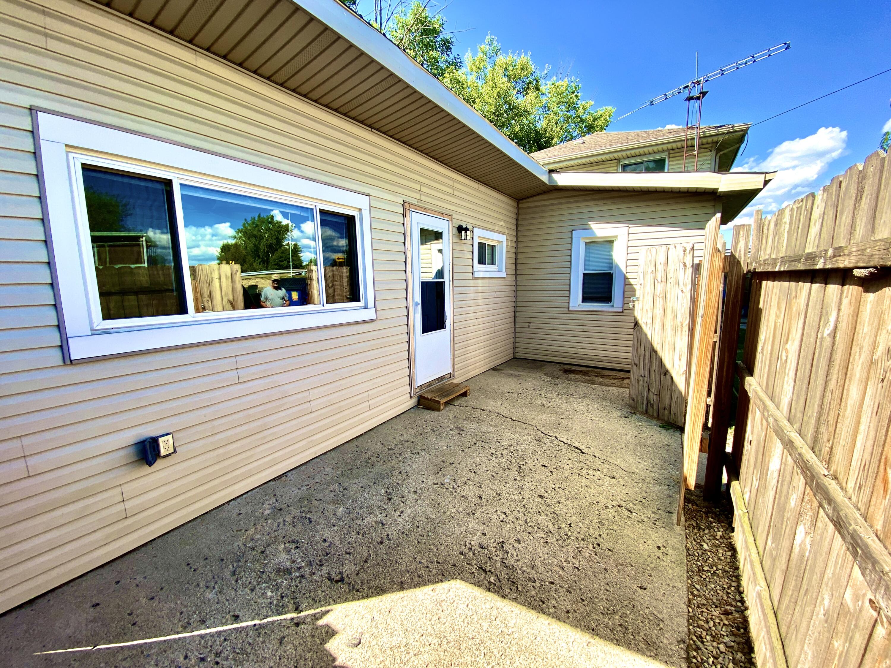 106 Lind Street, Russells Point, Ohio 43348