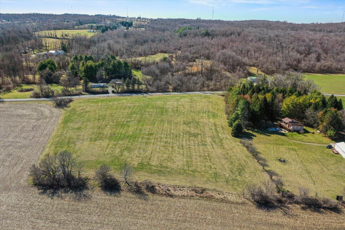 160 County Road 25, Bellefontaine, Ohio 43311