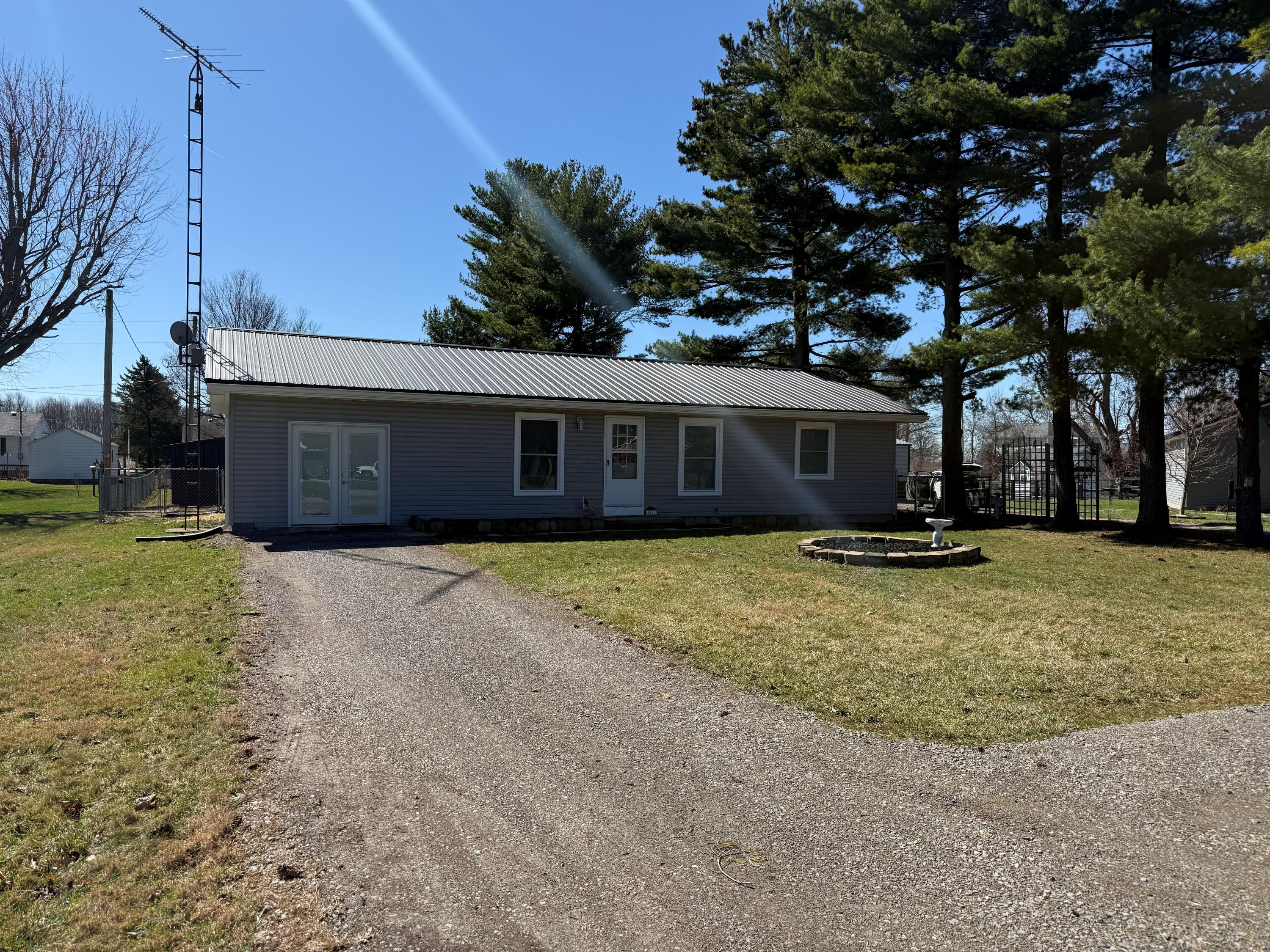 4641 Christine Drive, Huntsville, Ohio 43324