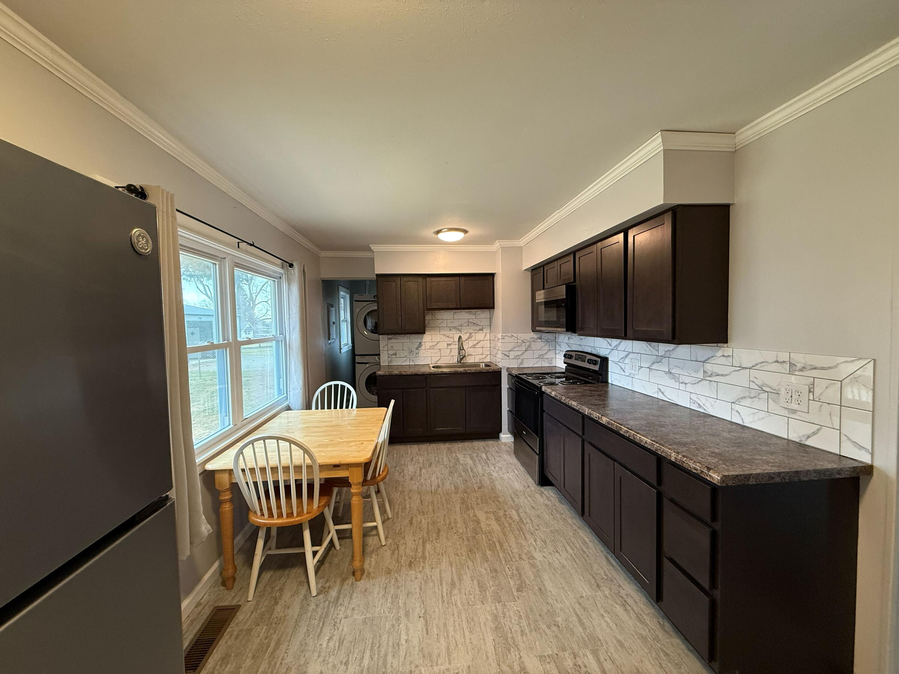 4641 Christine Drive, Huntsville, Ohio 43324