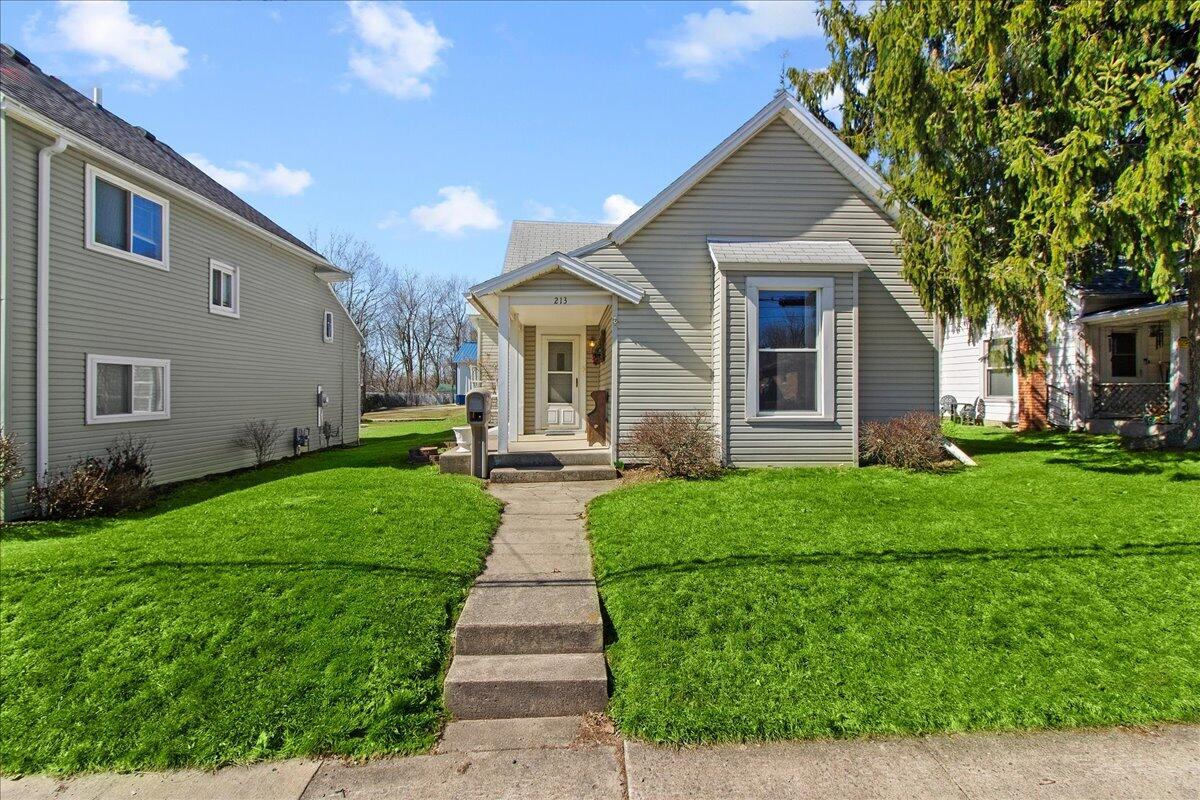 213 Hayes Street, Bellefontaine, Ohio 43311