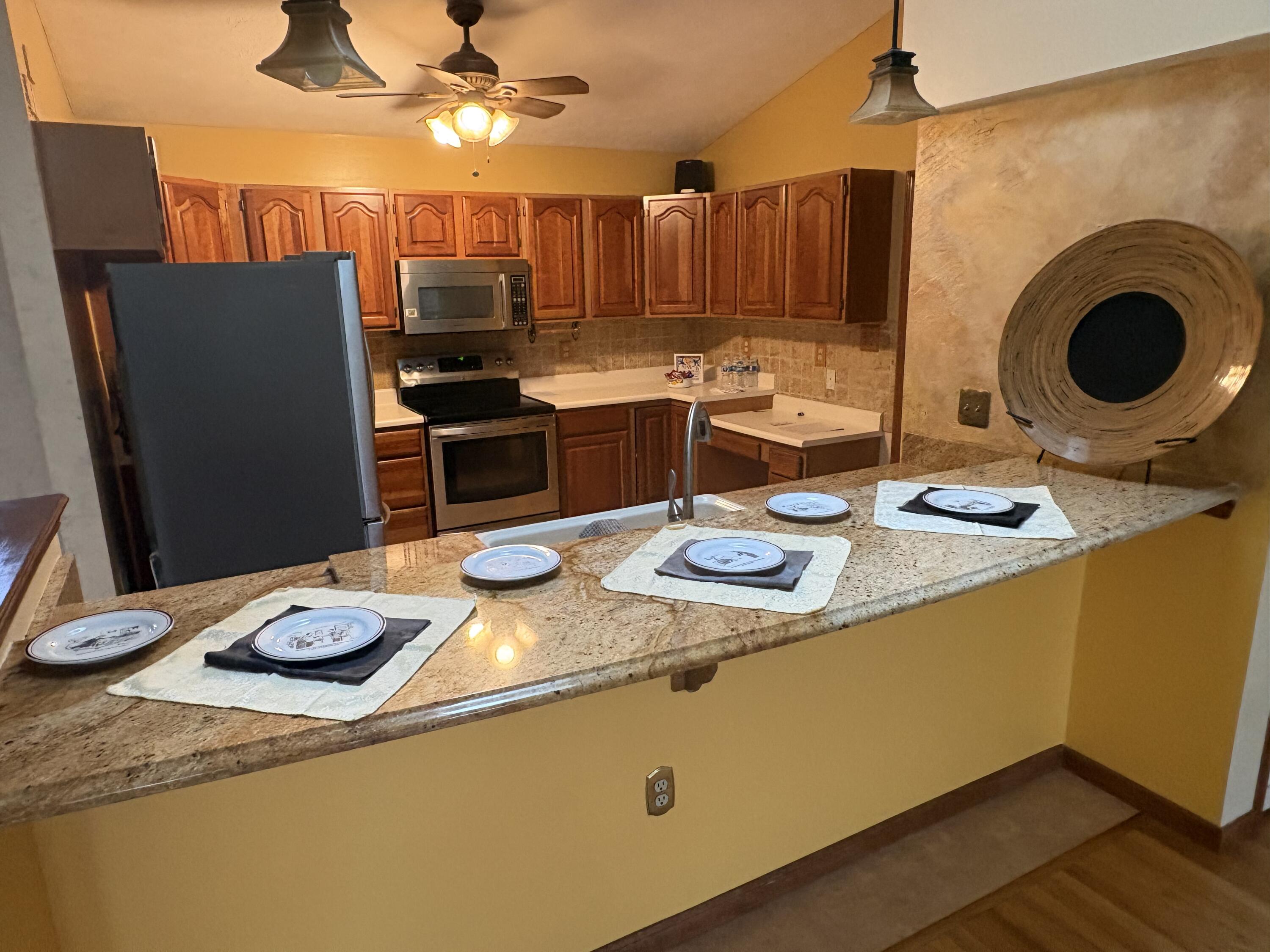 1922 Wedgewood Circle, Springfield, Ohio 45503