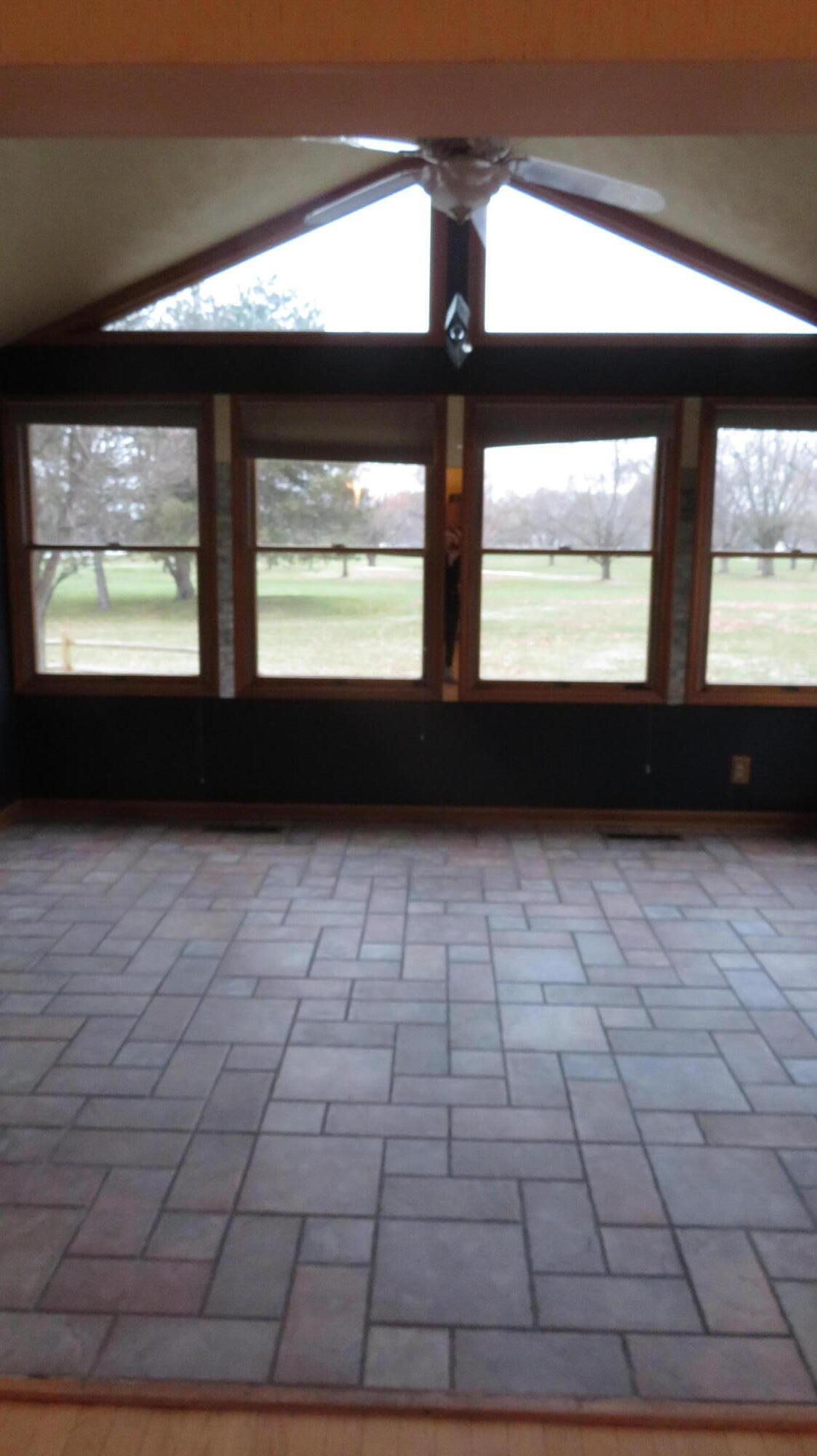 1922 Wedgewood Circle, Springfield, Ohio 45503