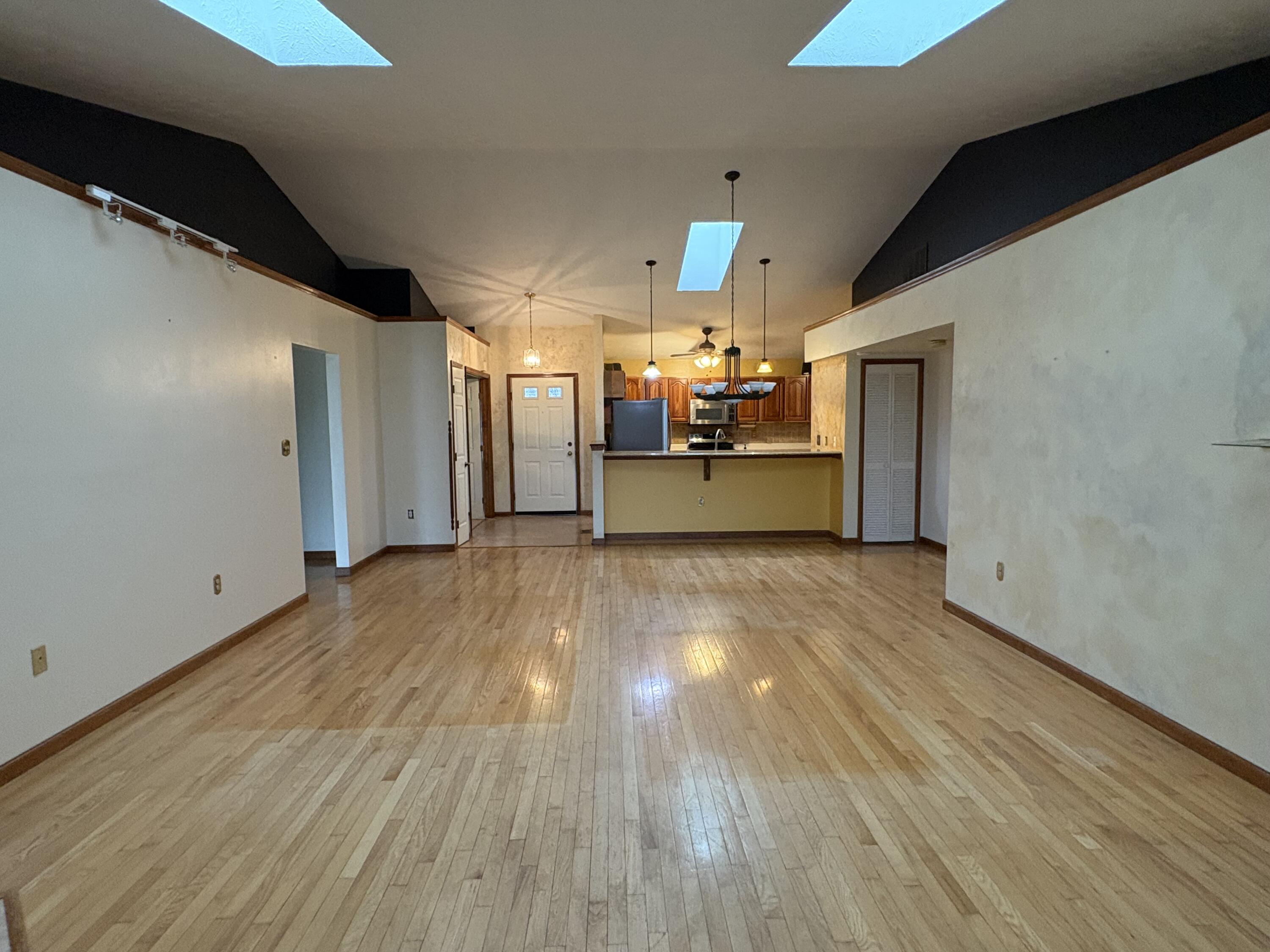 1922 Wedgewood Circle, Springfield, Ohio 45503