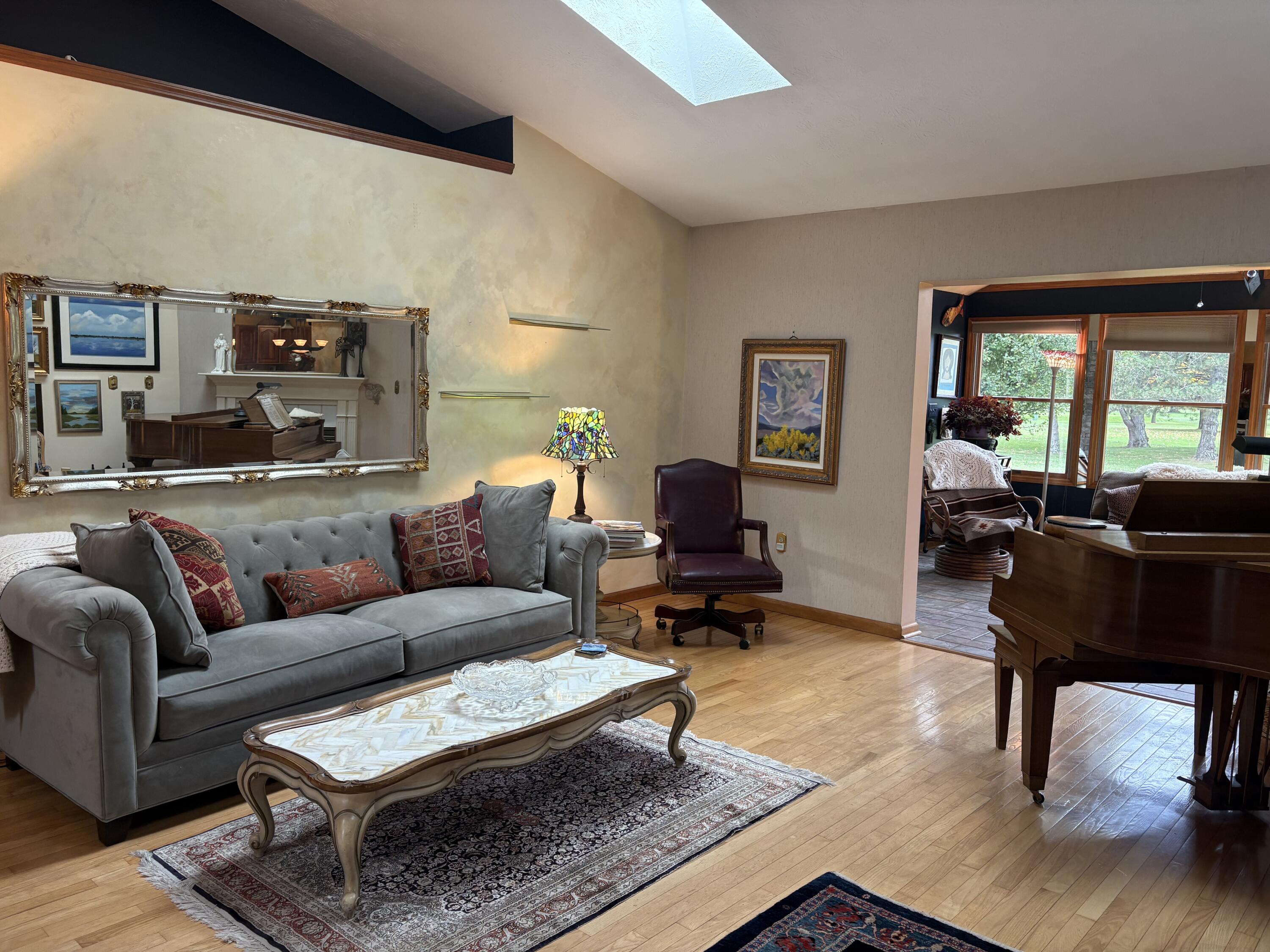 1922 Wedgewood Circle, Springfield, Ohio 45503