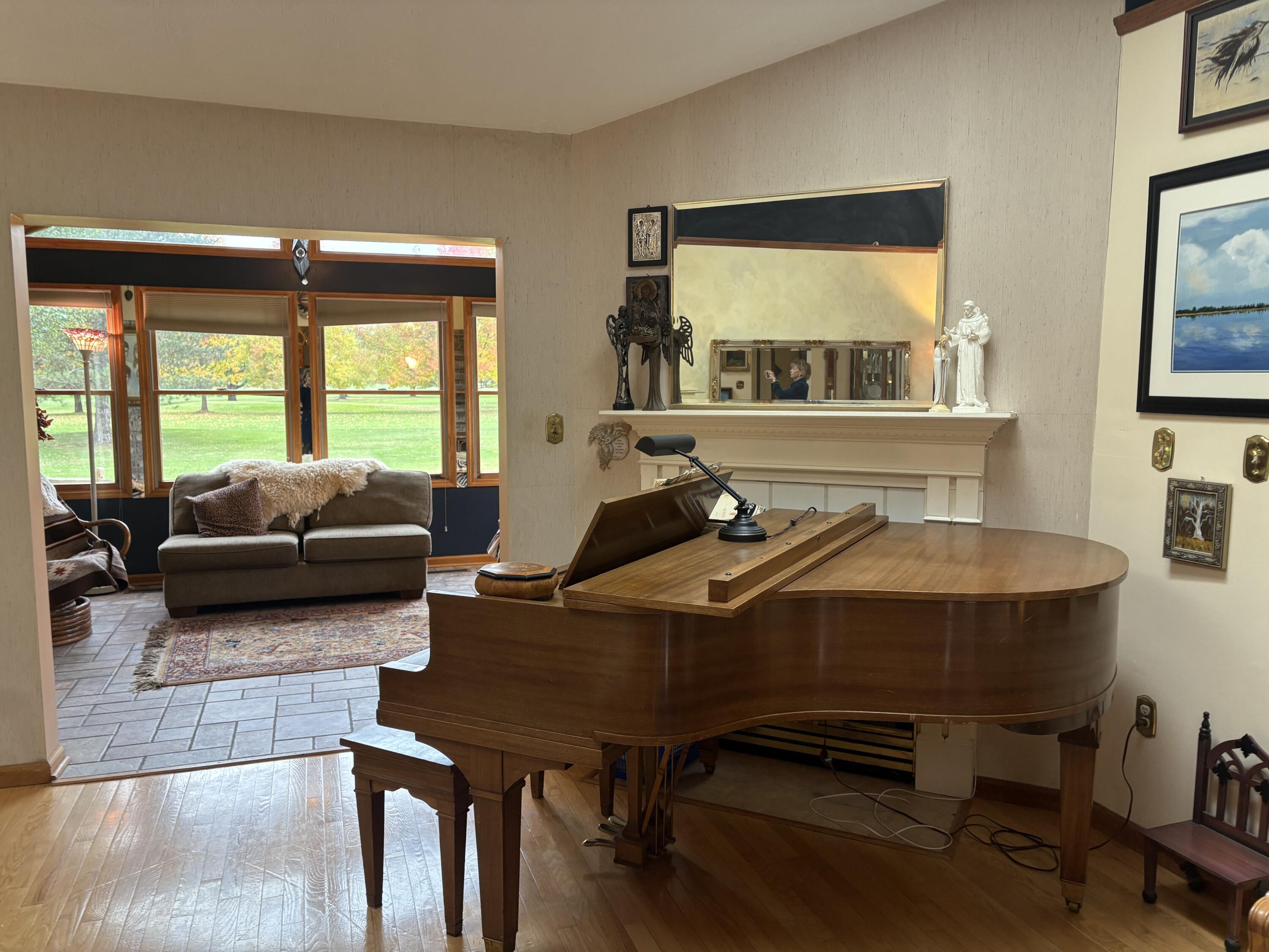 1922 Wedgewood Circle, Springfield, Ohio 45503