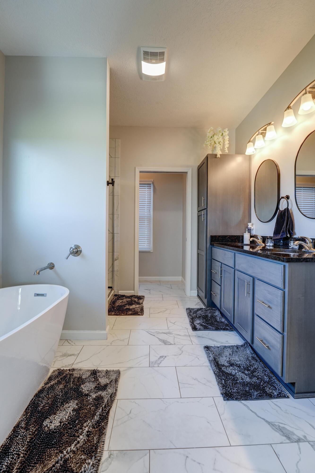 218 Westbury Drive, Greenville, Ohio 45331