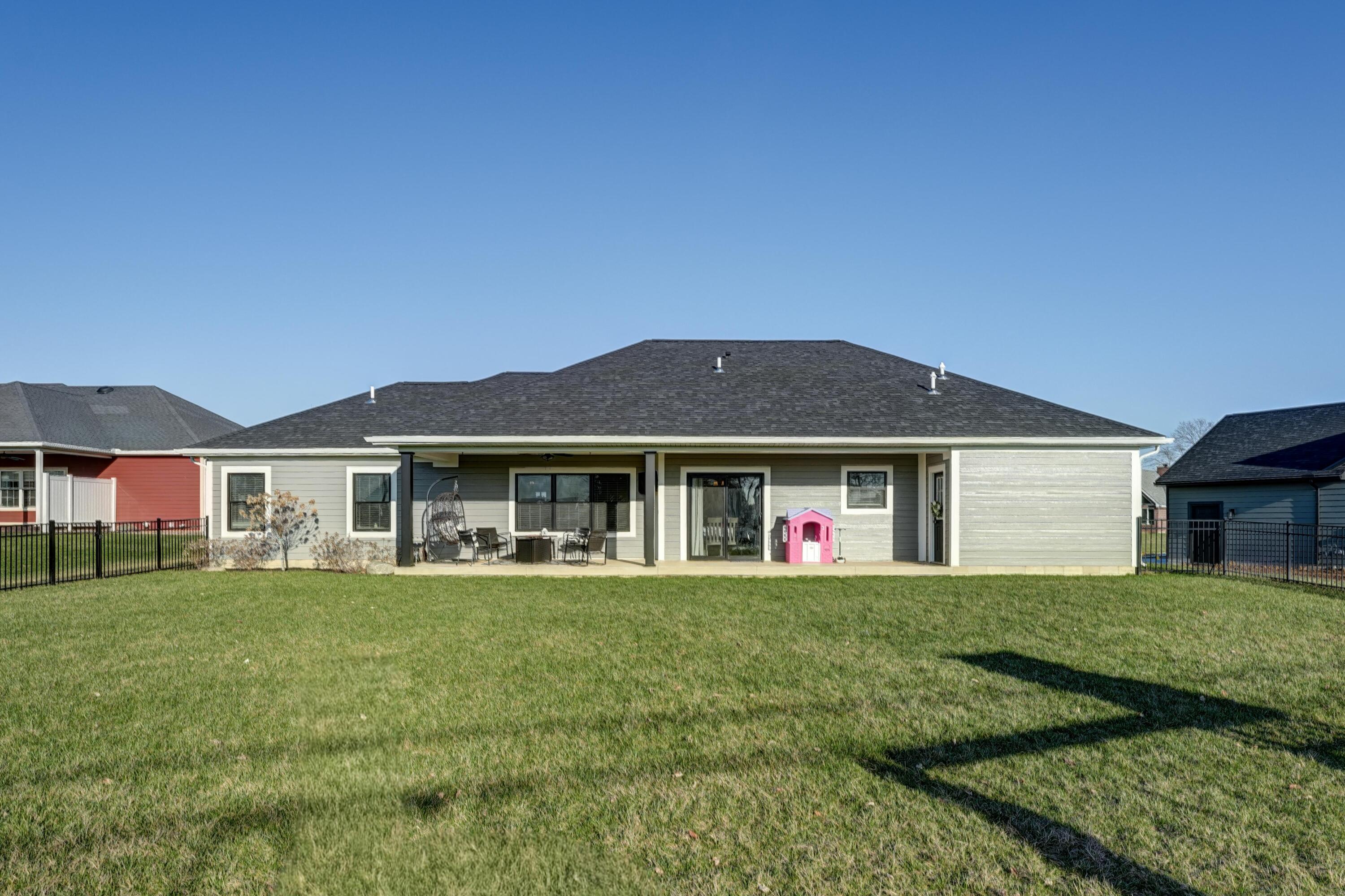 218 Westbury Drive, Greenville, Ohio 45331