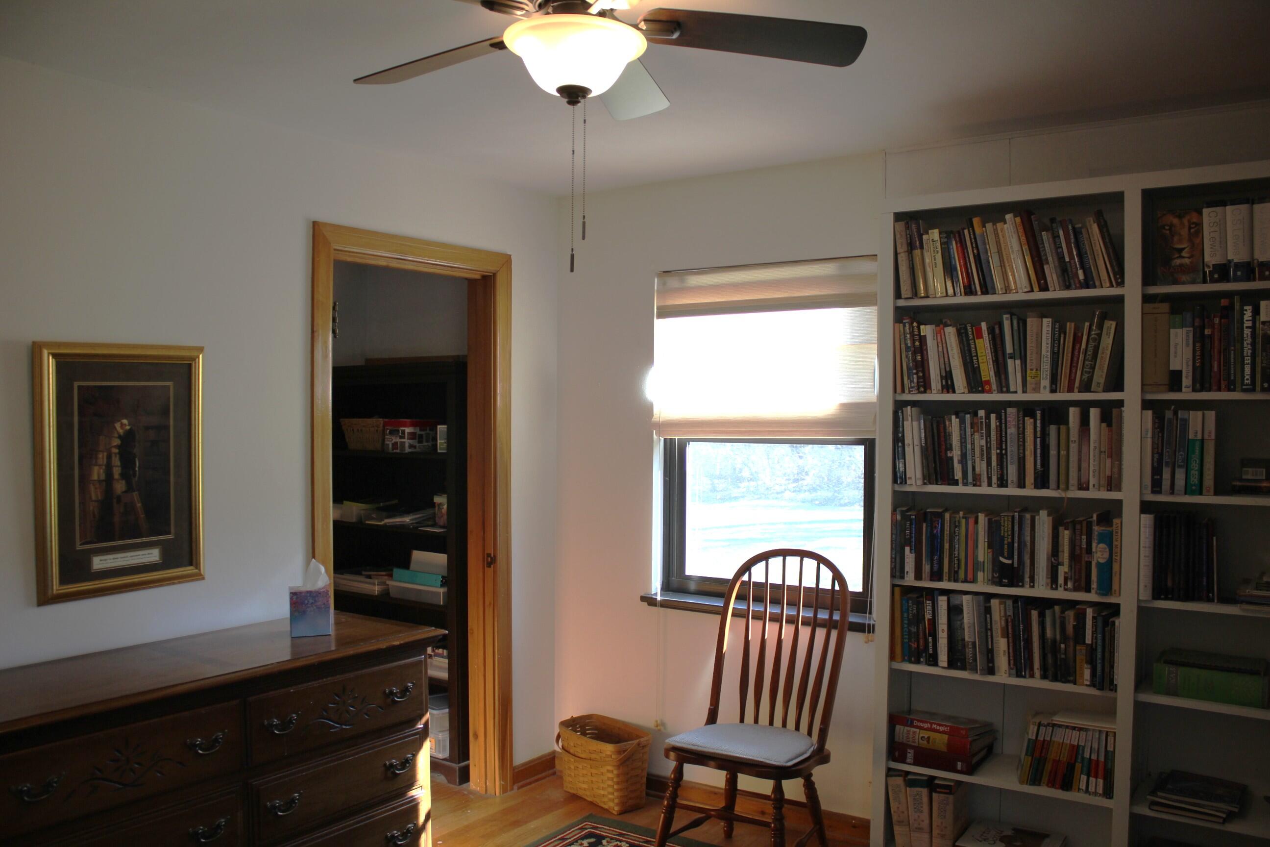 412 Dakota Avenue, Springfield, Ohio 45504