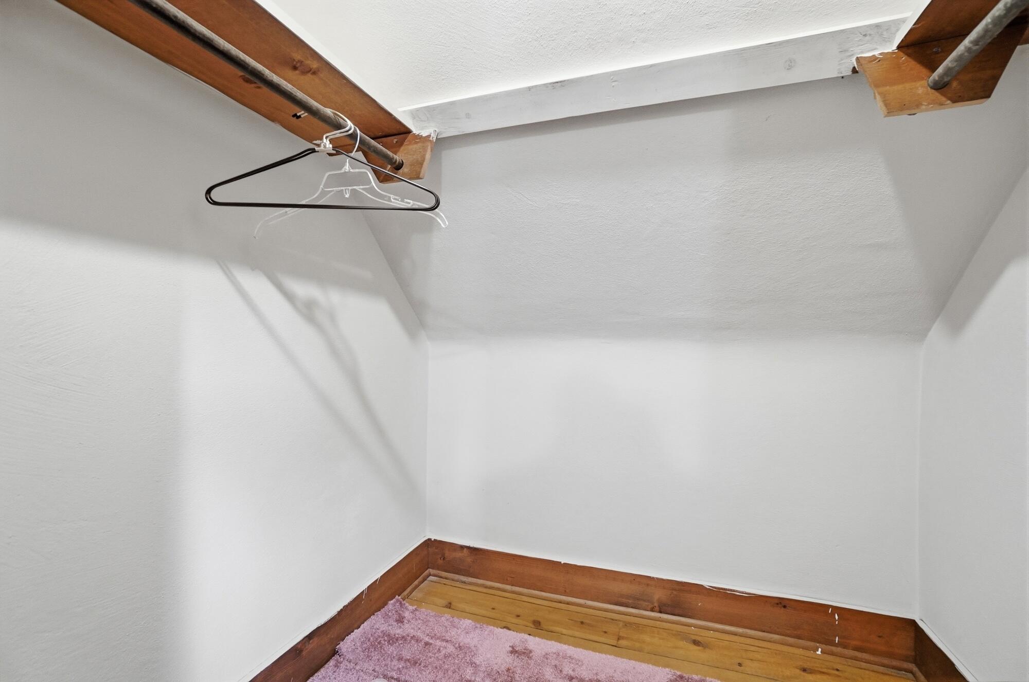 827 Snowhill Boulevard, Springfield, Ohio 45504