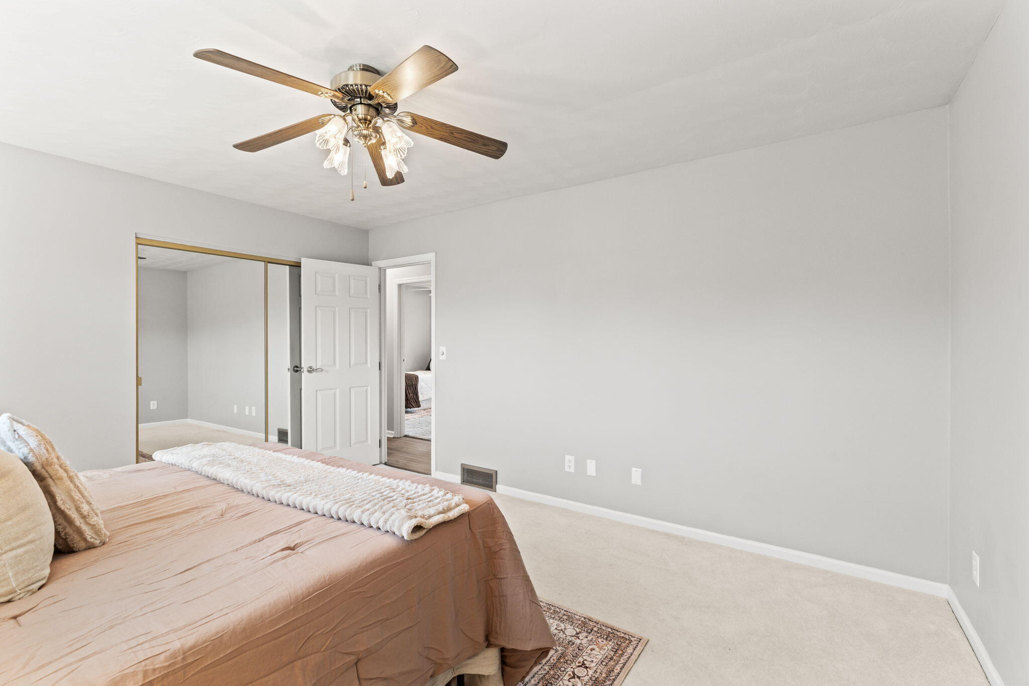 528 Blue Jay Drive, Vandalia, Ohio 45377