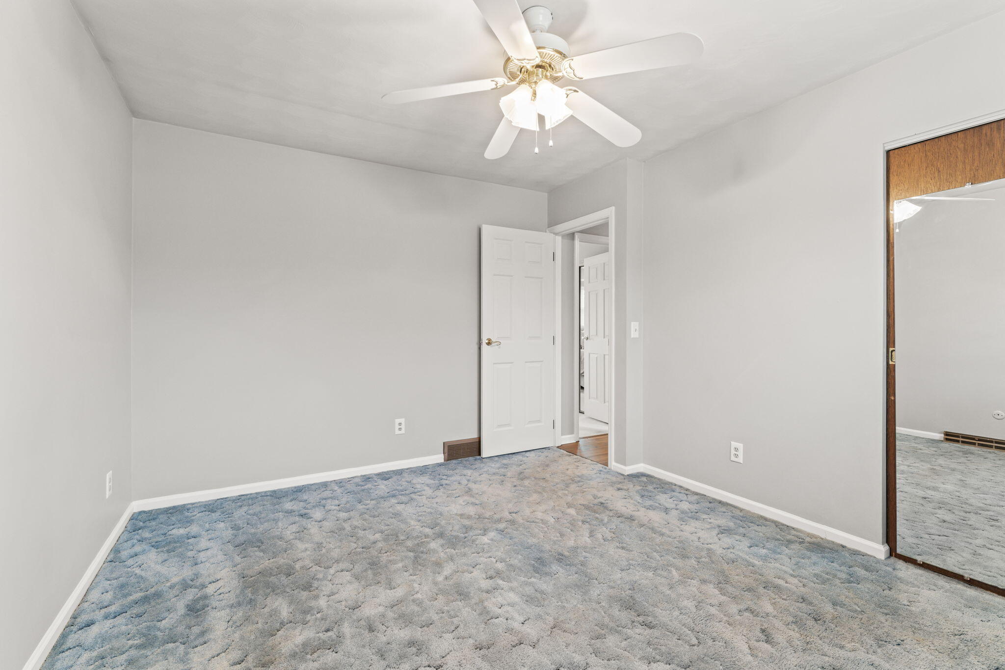 528 Blue Jay Drive, Vandalia, Ohio 45377