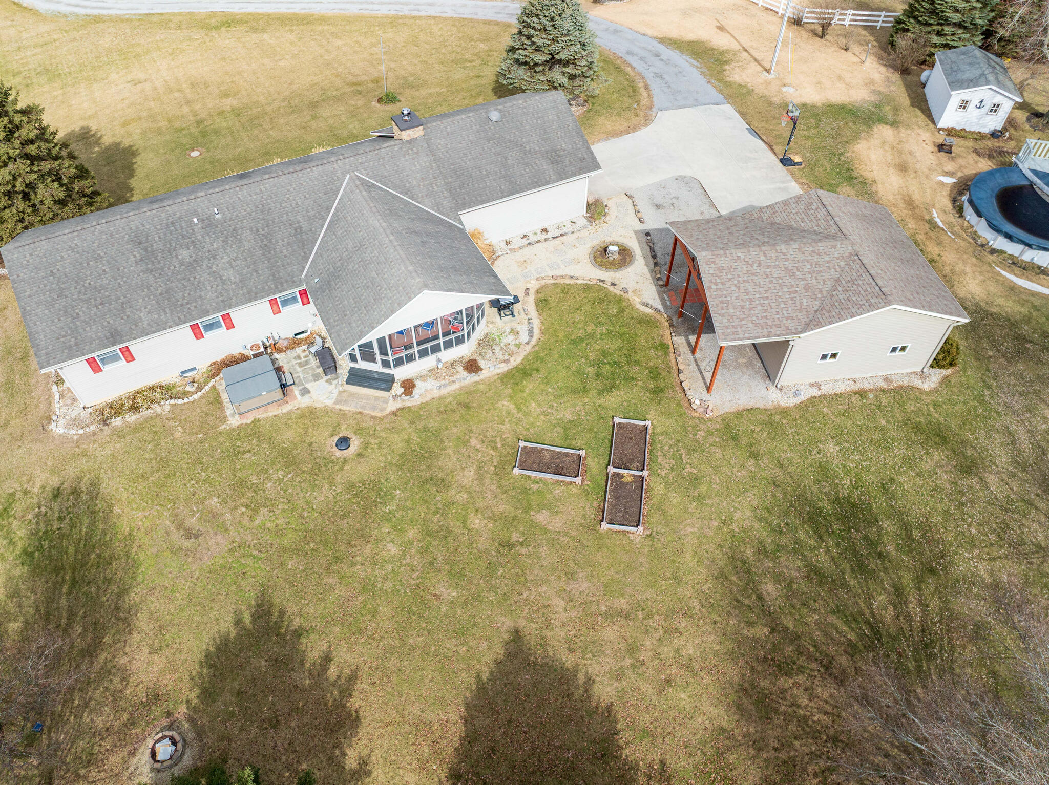 3181 County Road 18, Bellefontaine, Ohio 43311