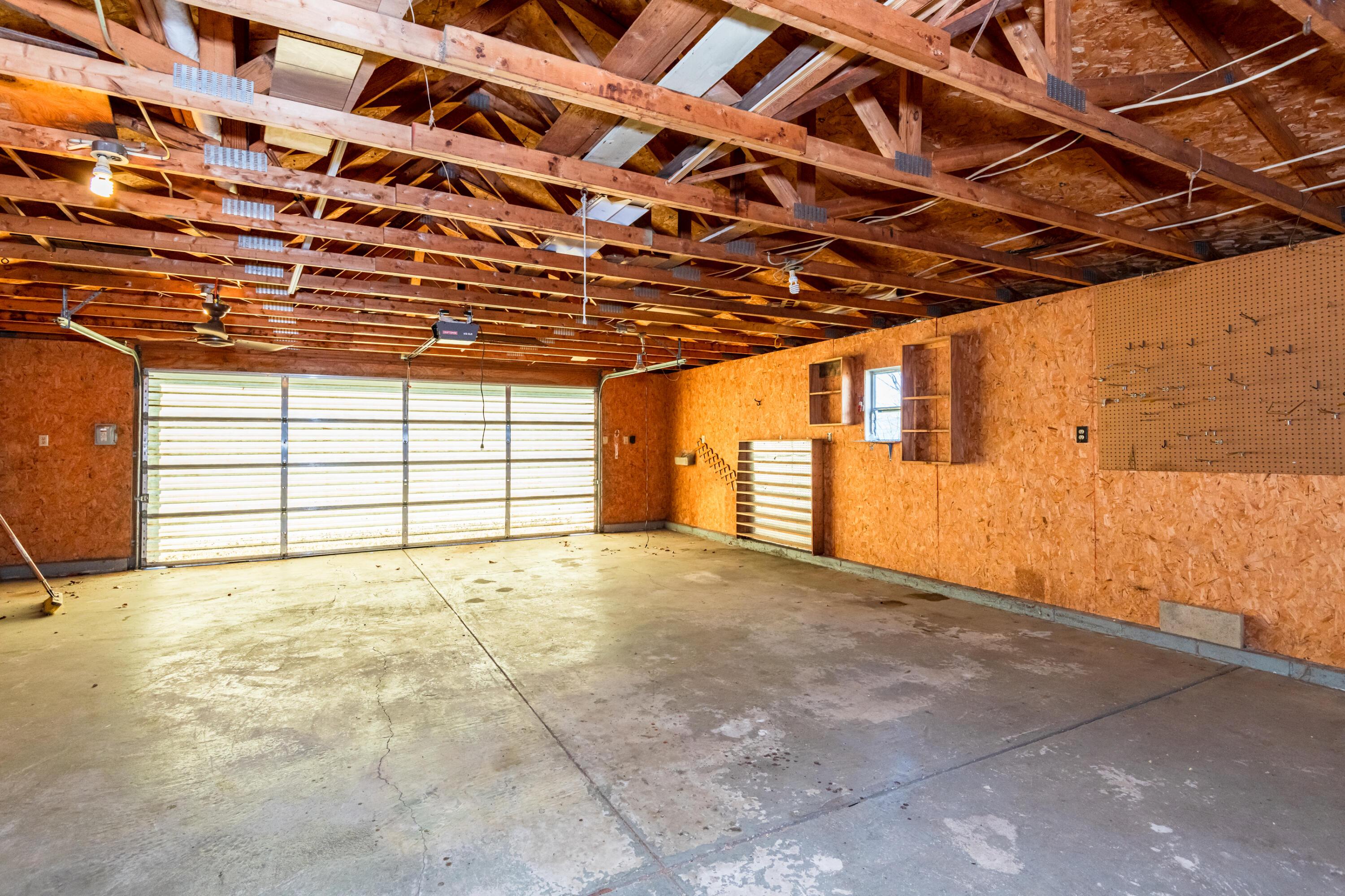 5760 Kitridge Road, Dayton, Ohio 45424