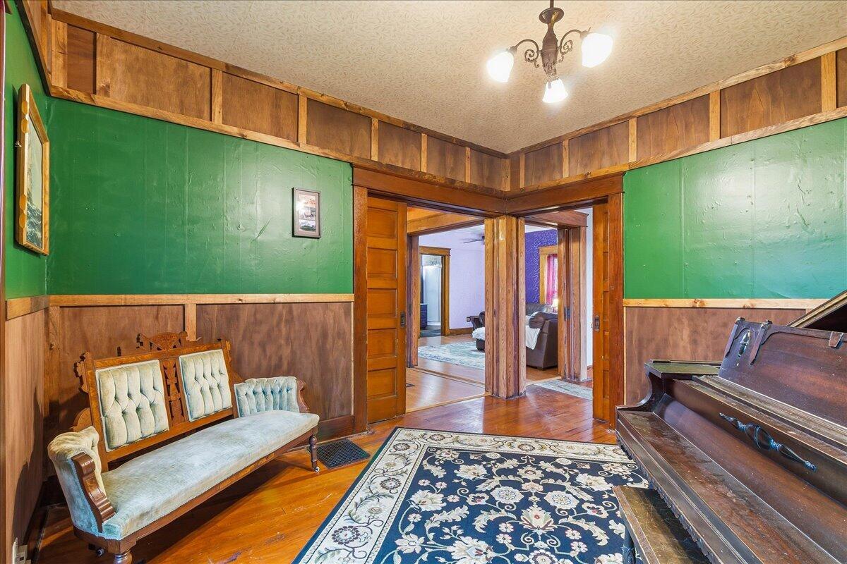 710 Springfield Street, Saint Paris, Ohio 43072