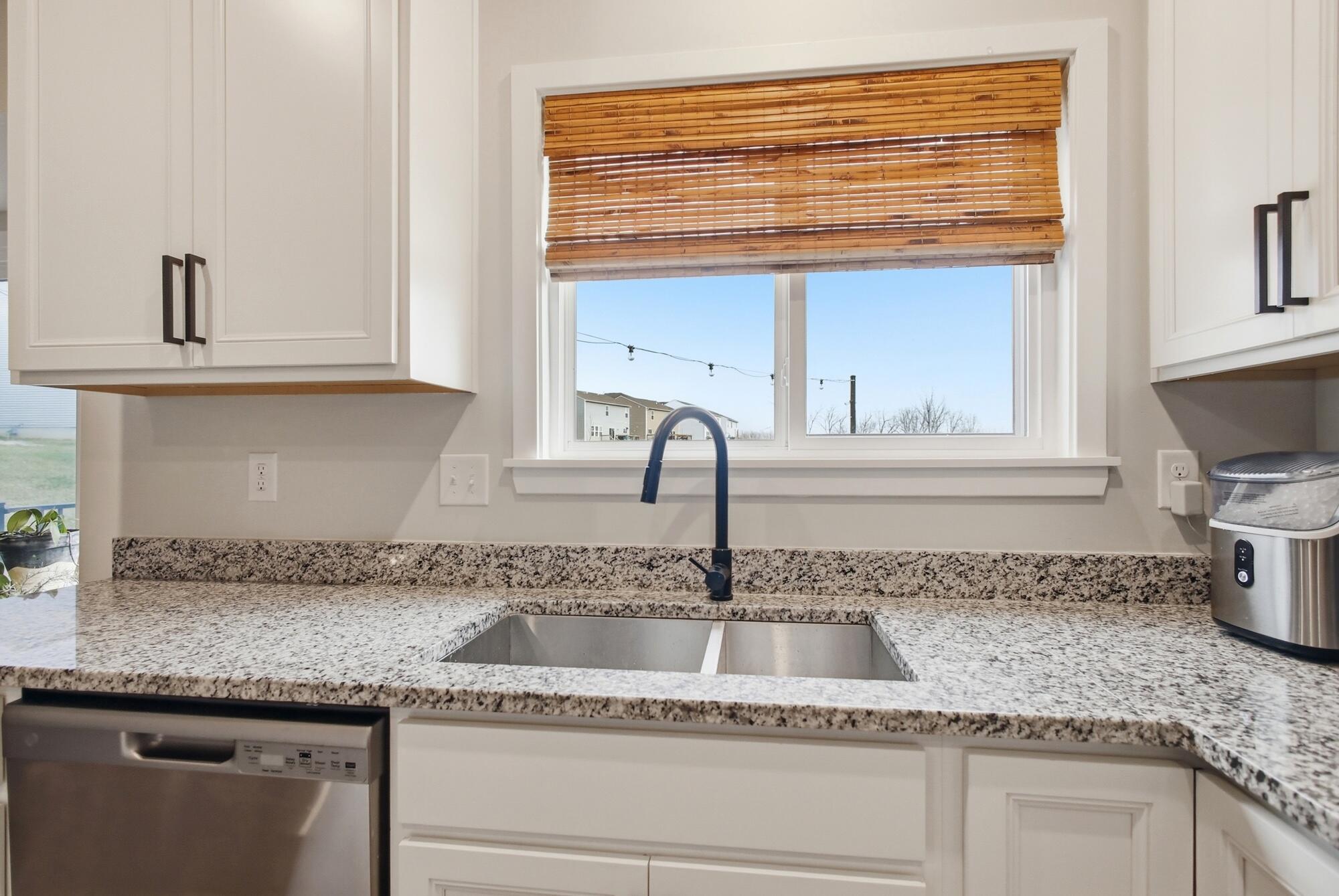 1155 Elloway Place, Fairborn, Ohio 45324