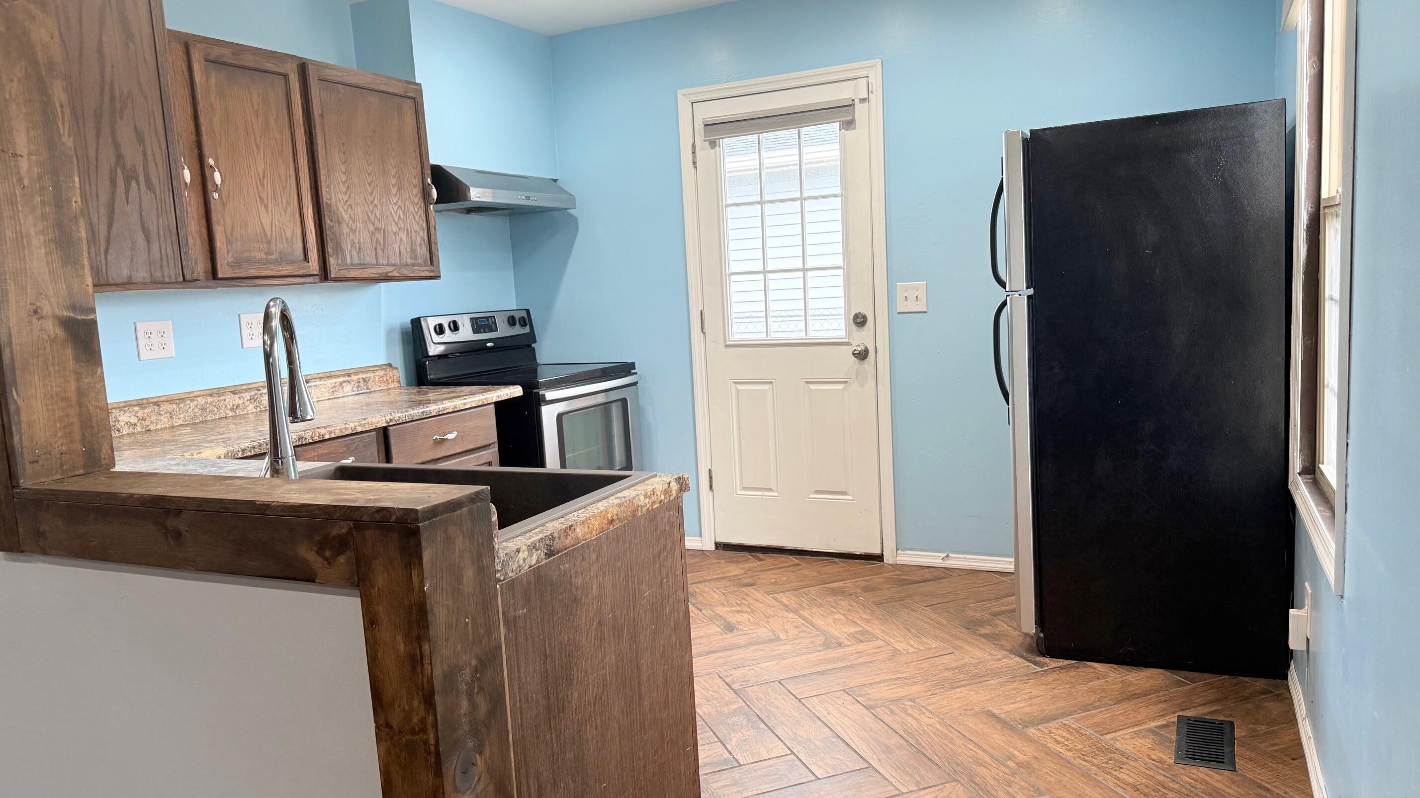 1233 Albemarle Road, Springfield, Ohio 45504