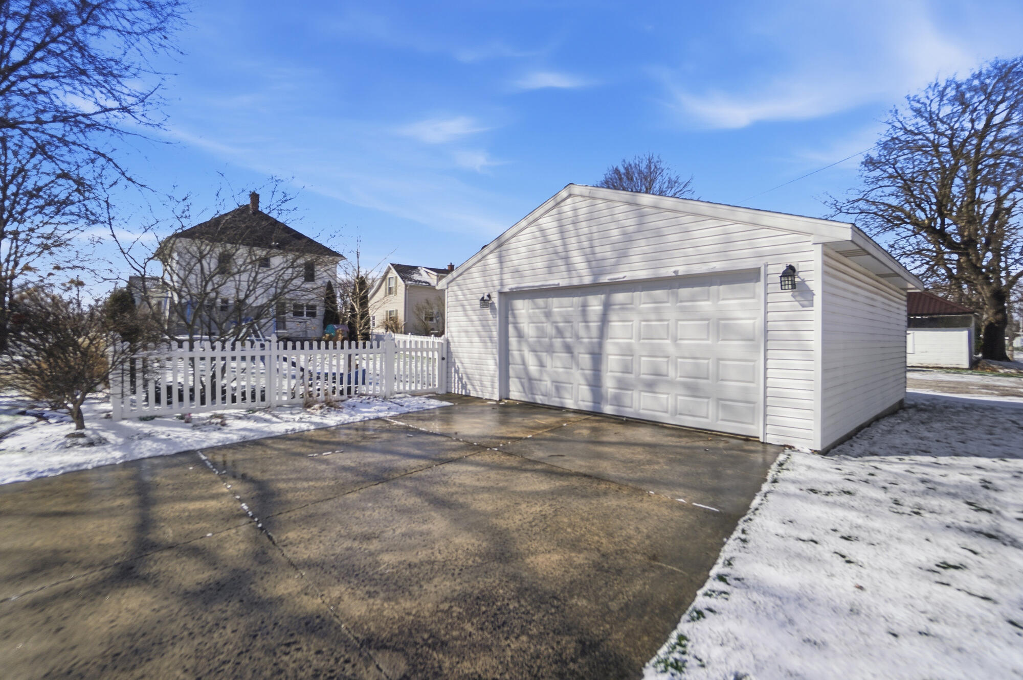 602 Benton Street, Wapakoneta, Ohio 45895