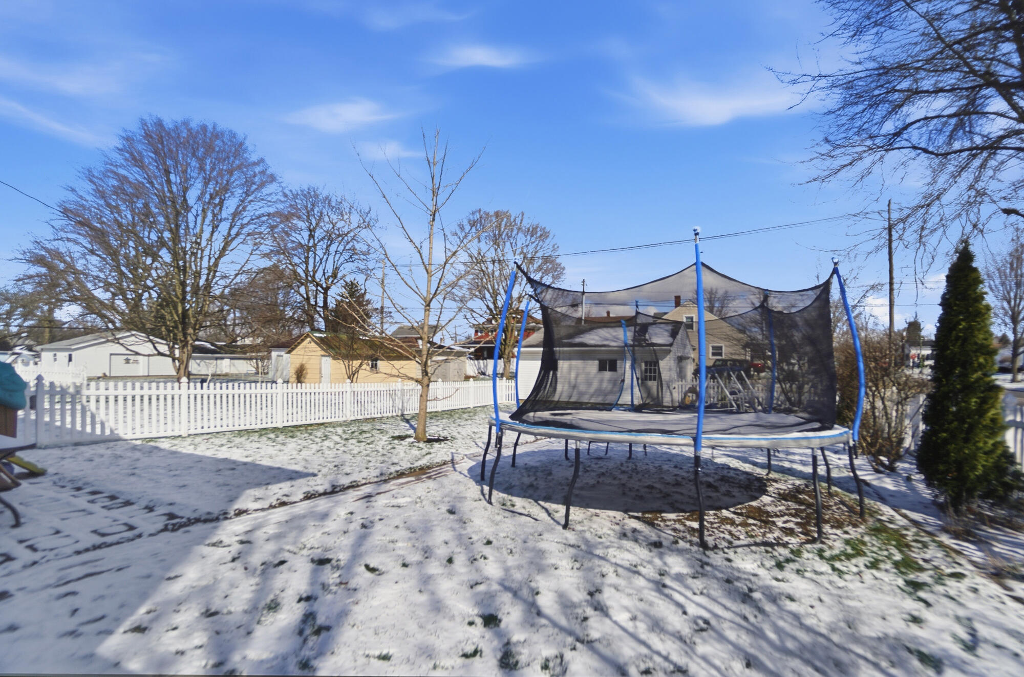 602 Benton Street, Wapakoneta, Ohio 45895