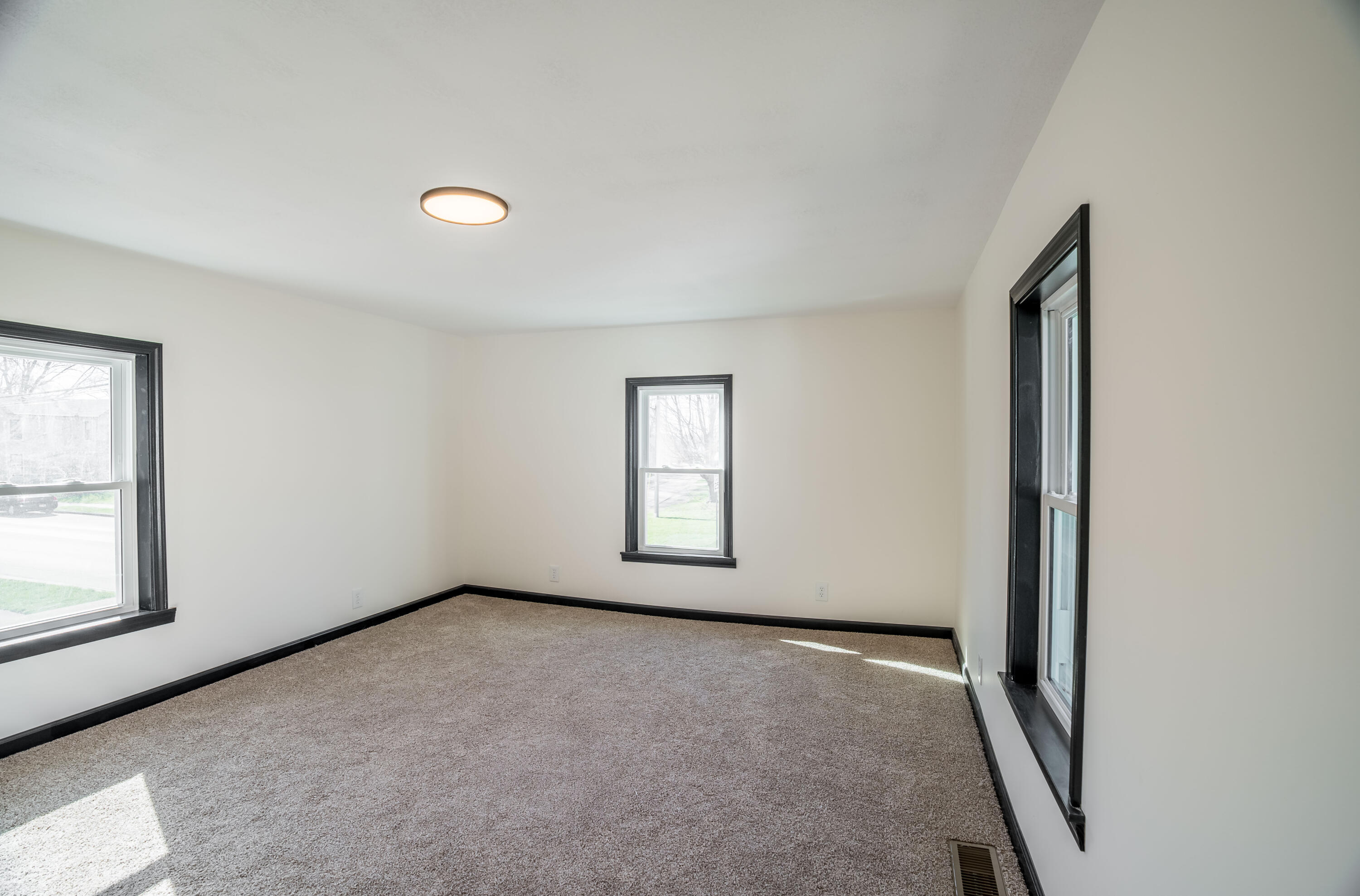 359 Main Street, Piqua, Ohio 45356