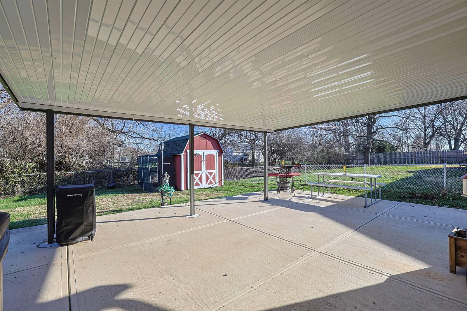 211 Katy Lane, Englewood, Ohio 45322