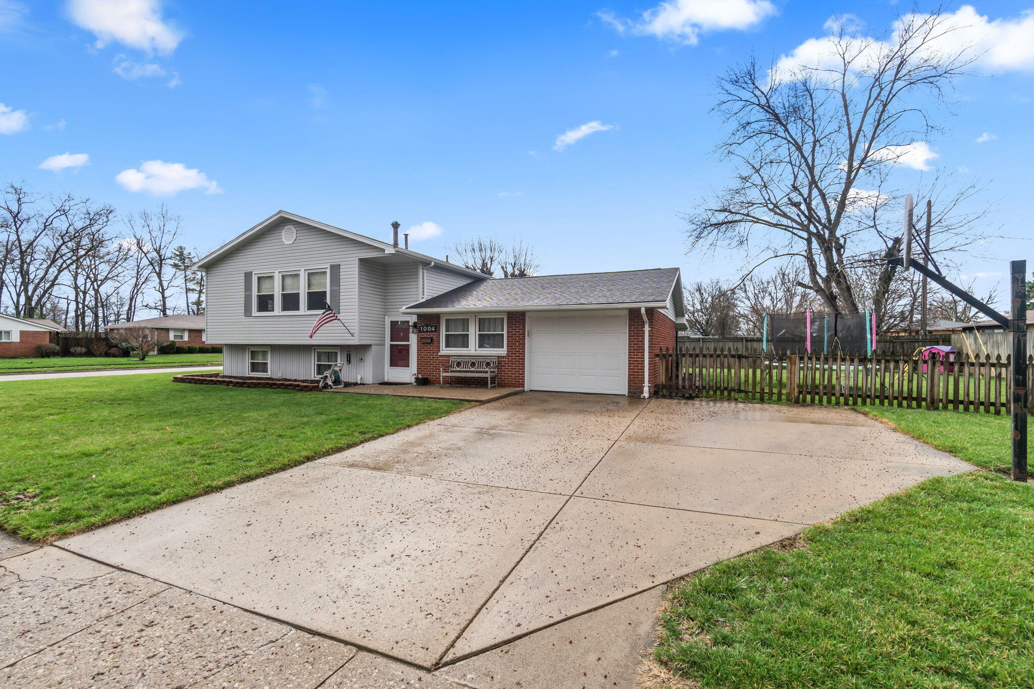 1004 Neri Avenue, Vandalia, Ohio 45377