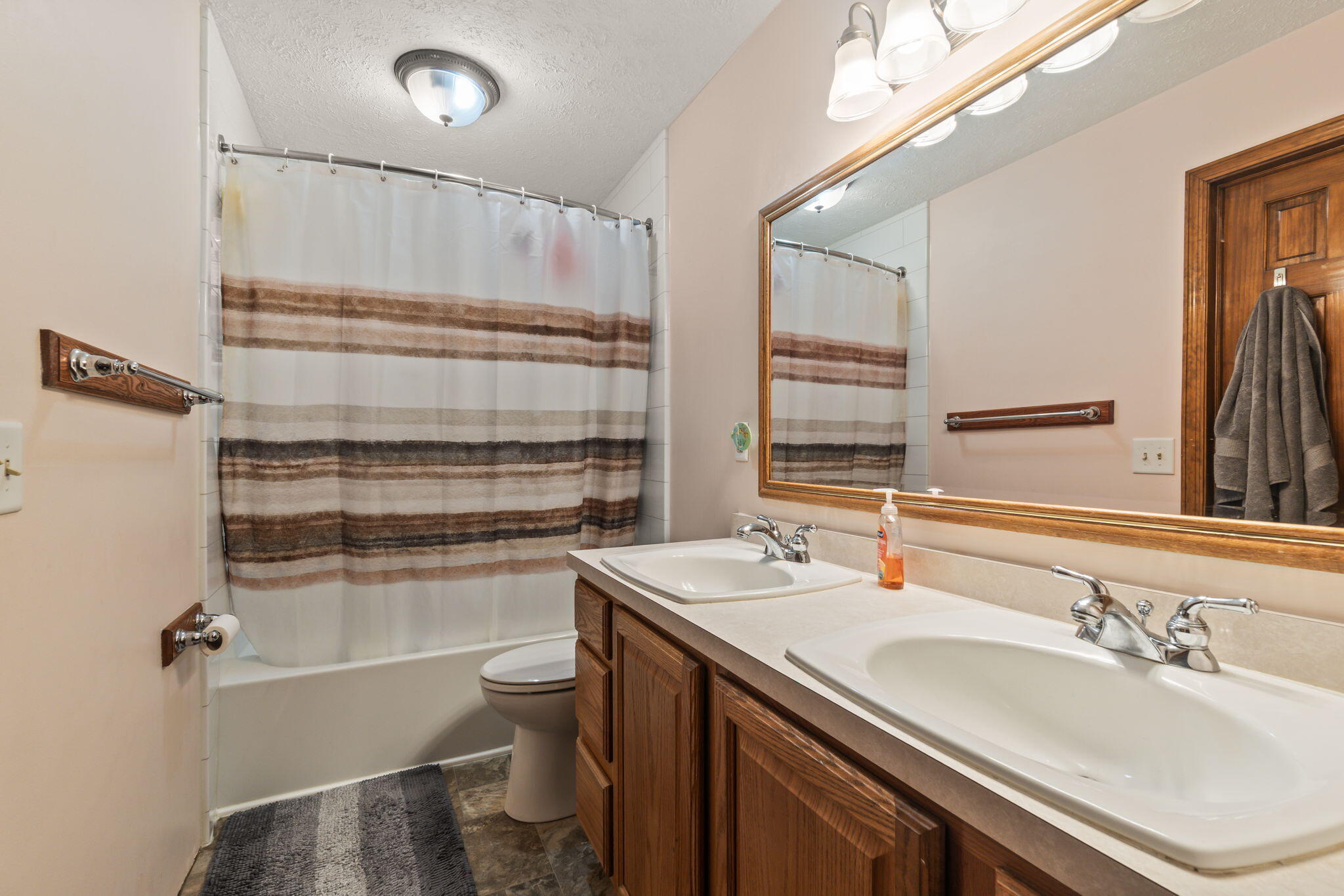 1004 Neri Avenue, Vandalia, Ohio 45377