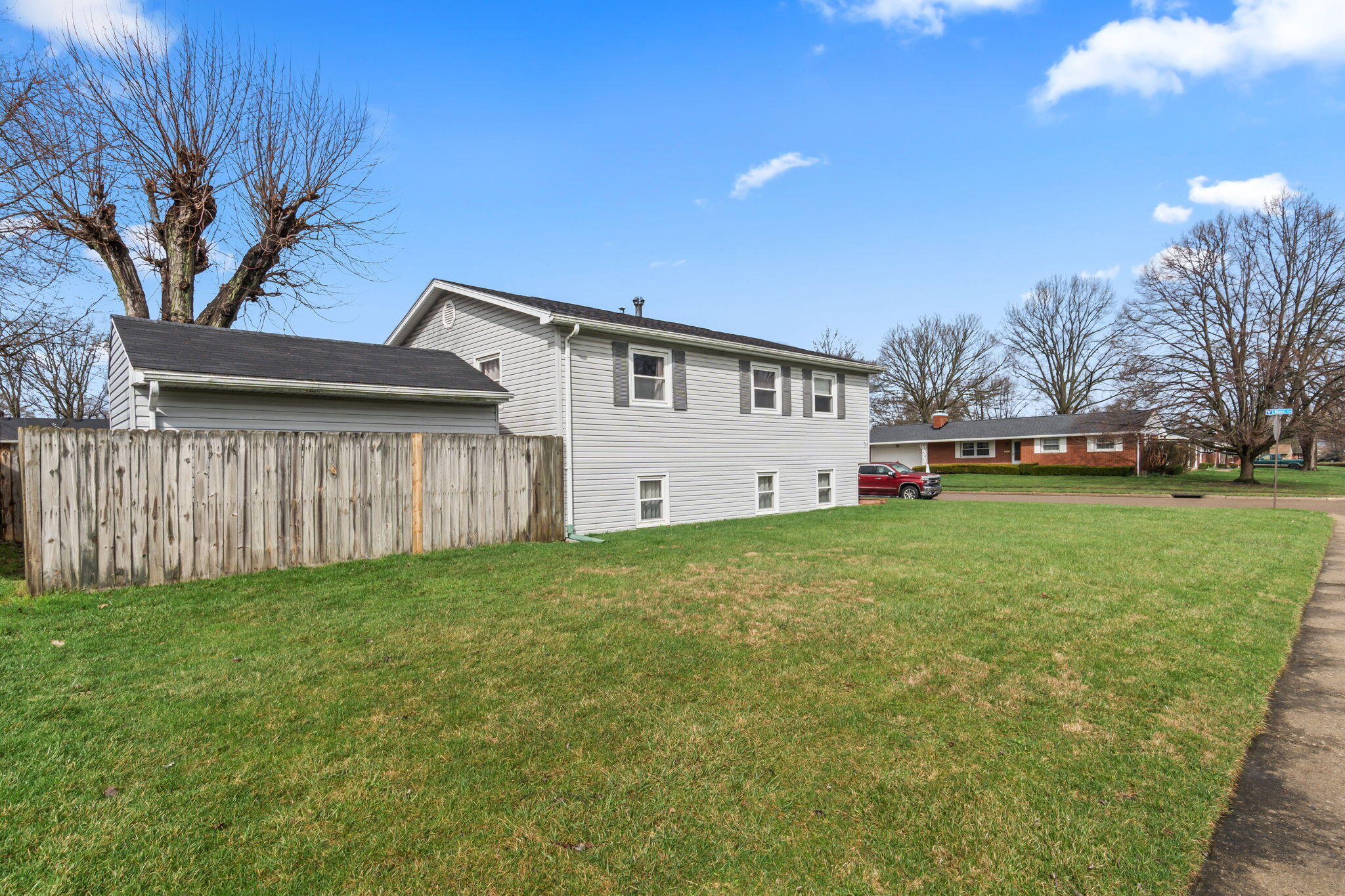 1004 Neri Avenue, Vandalia, Ohio 45377