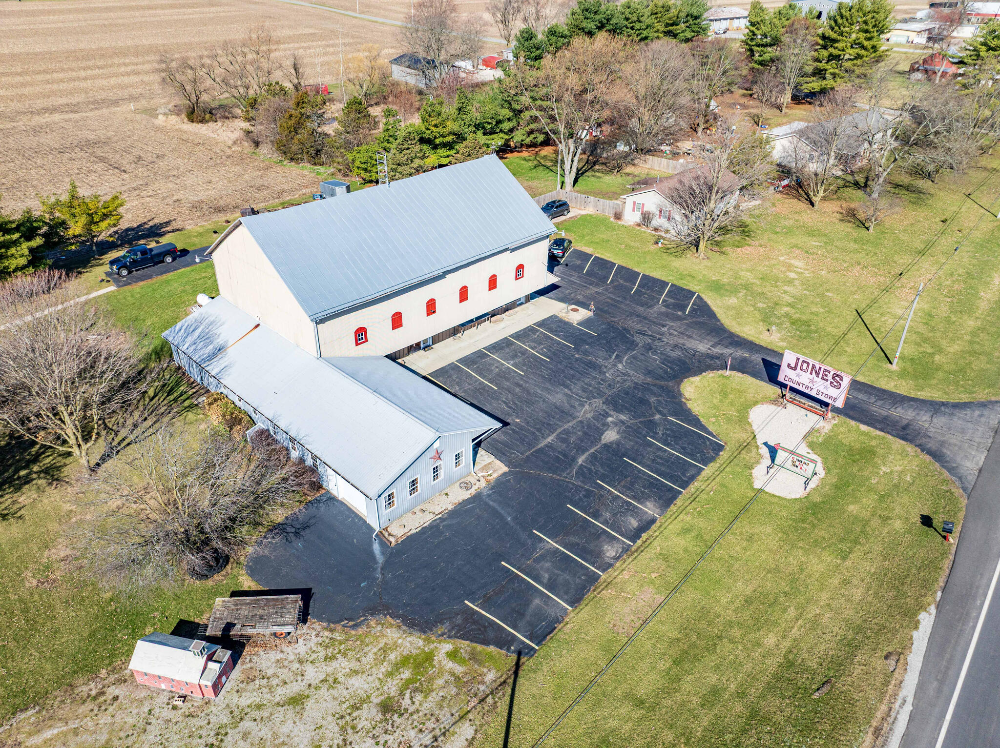 8724 US Highway 68 N, West Liberty, Ohio 43357