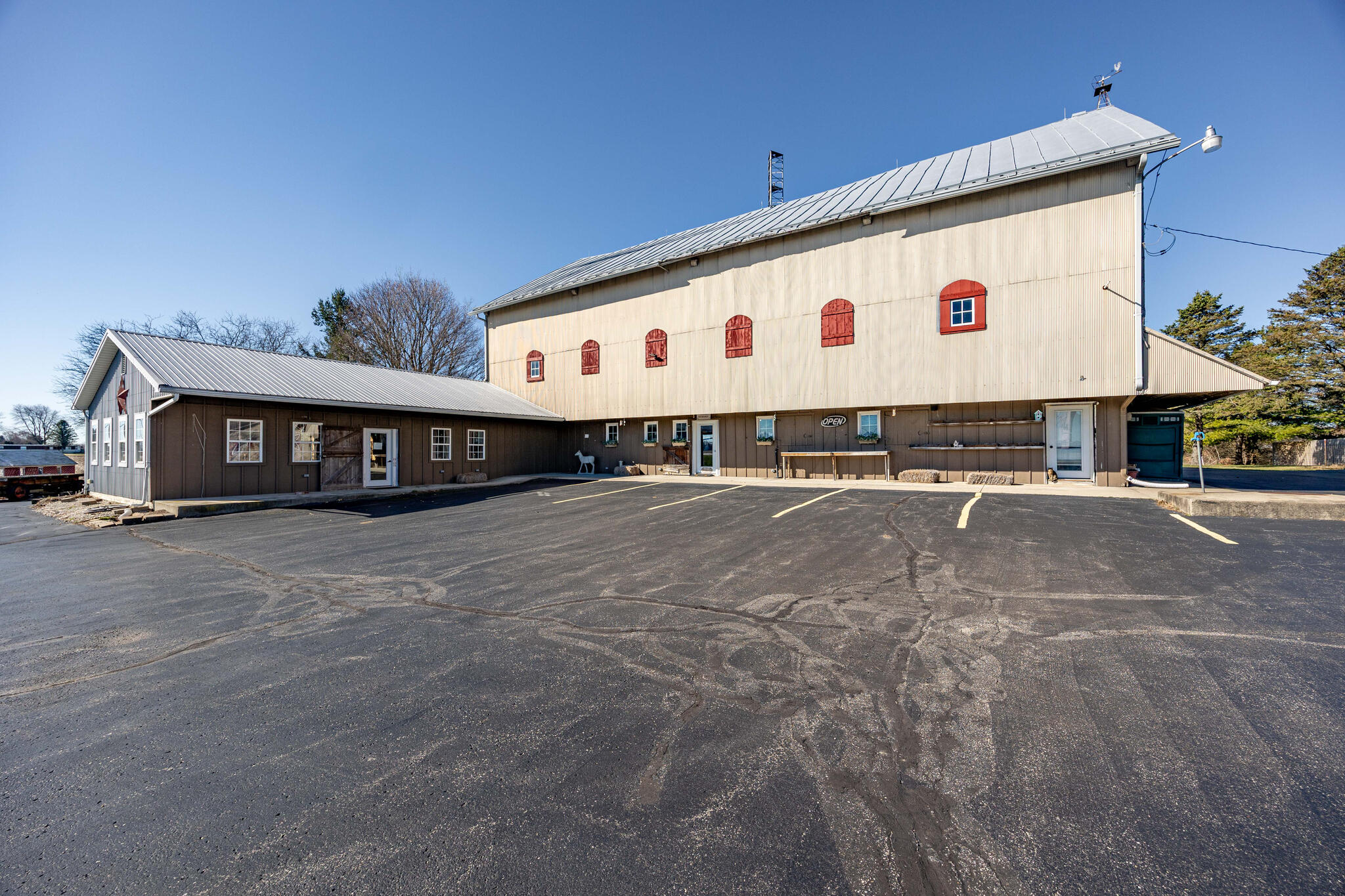 8724 US Highway 68 N, West Liberty, Ohio 43357