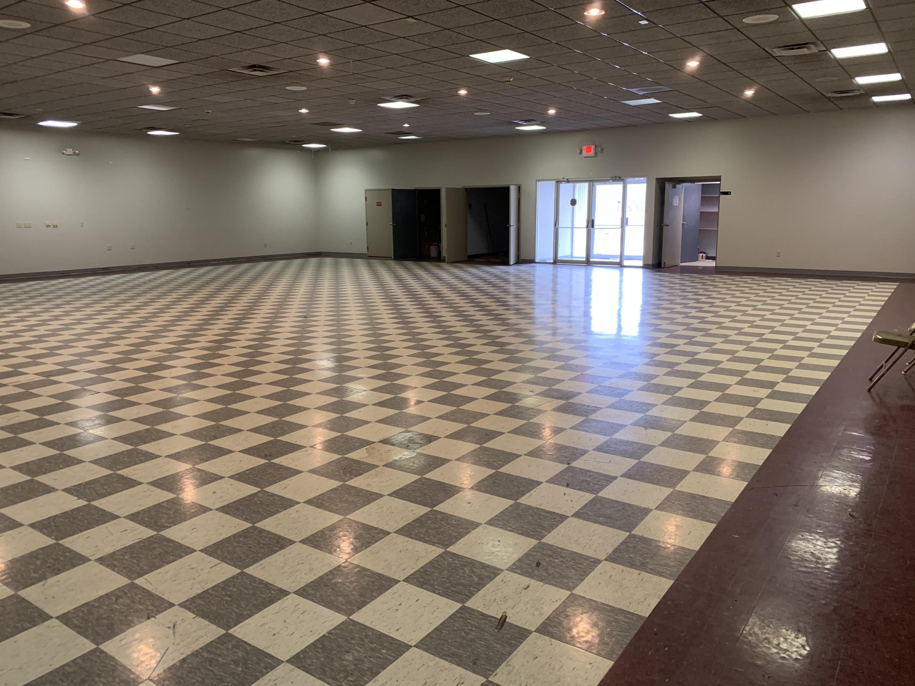 2841 Wapakoneta Avenue, Sidney, Ohio 45365