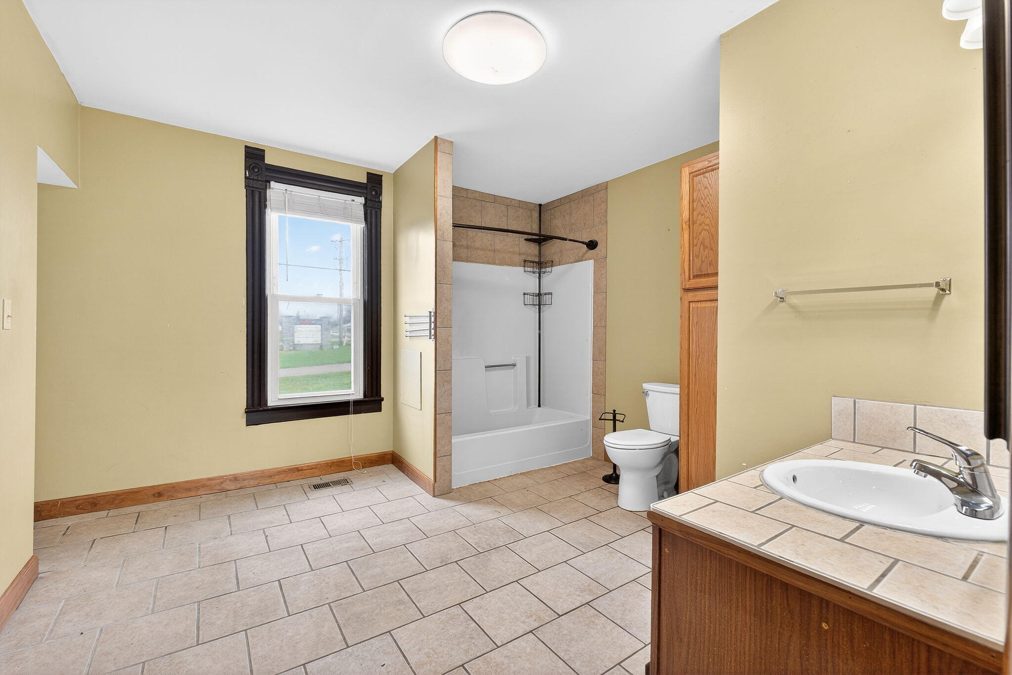 23484 Dayton Avenue, Raymond, Ohio 43067