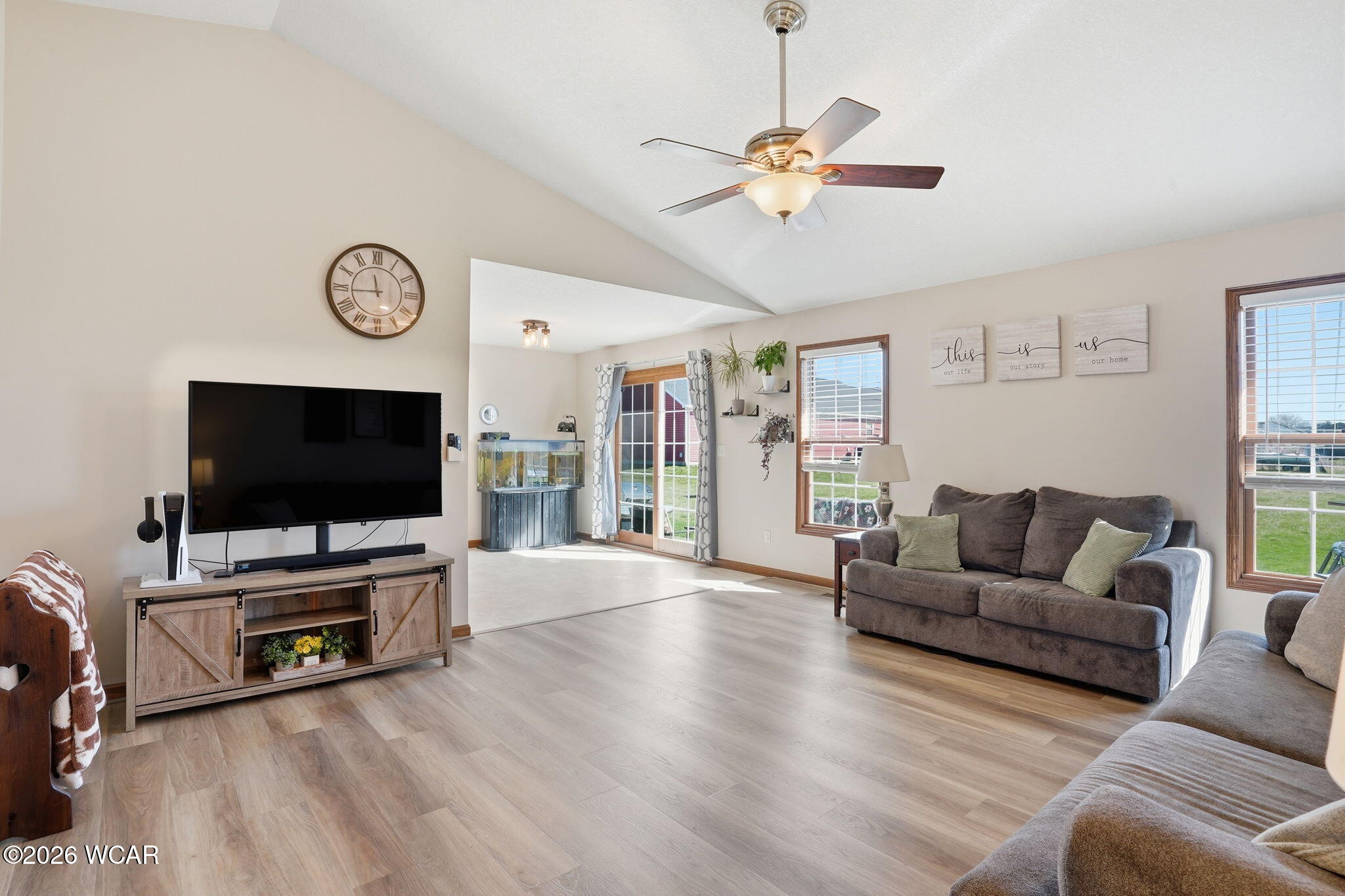 112 Parkview Drive, Jackson Center, Ohio