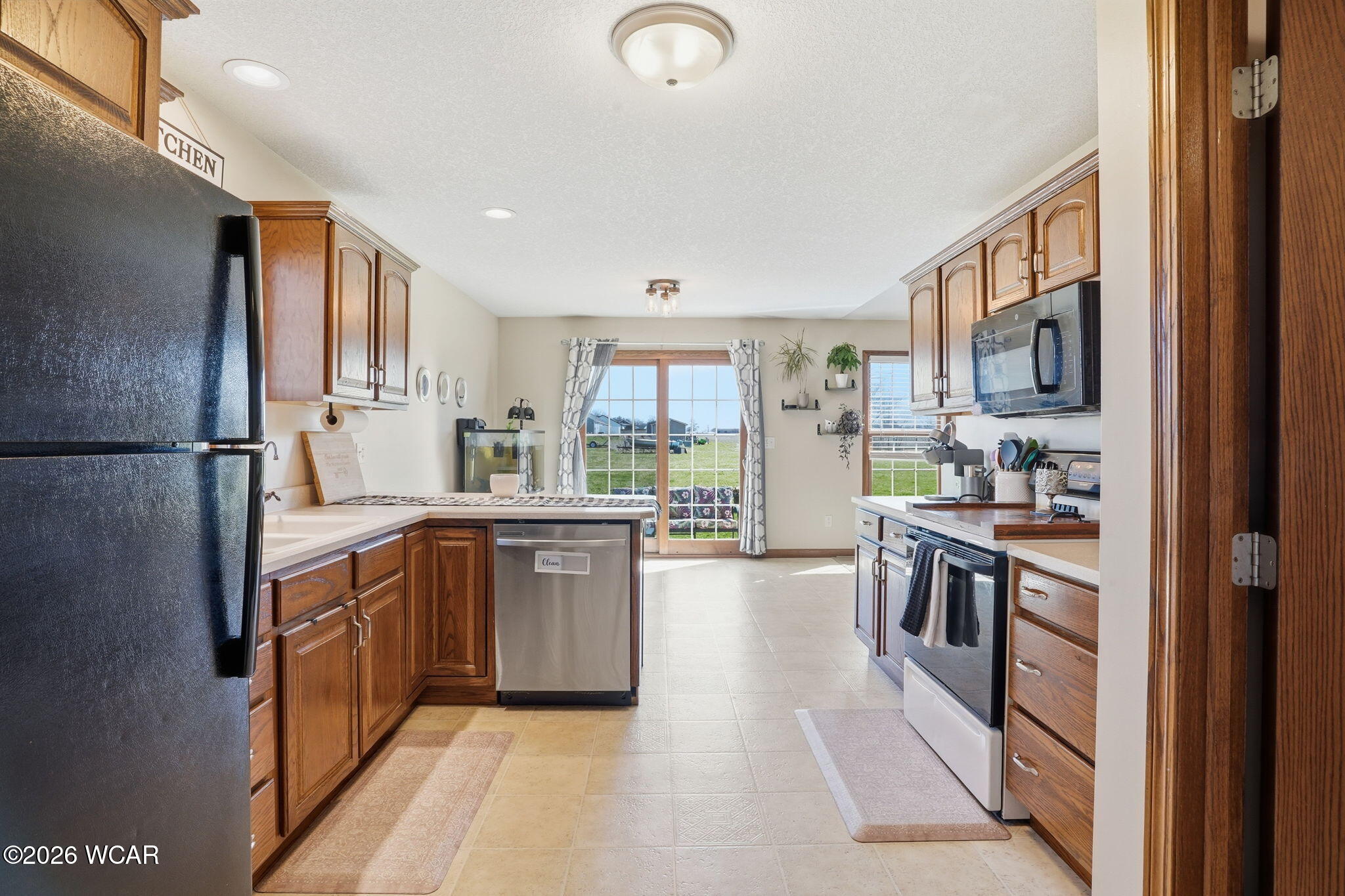 112 Parkview Drive, Jackson Center, Ohio