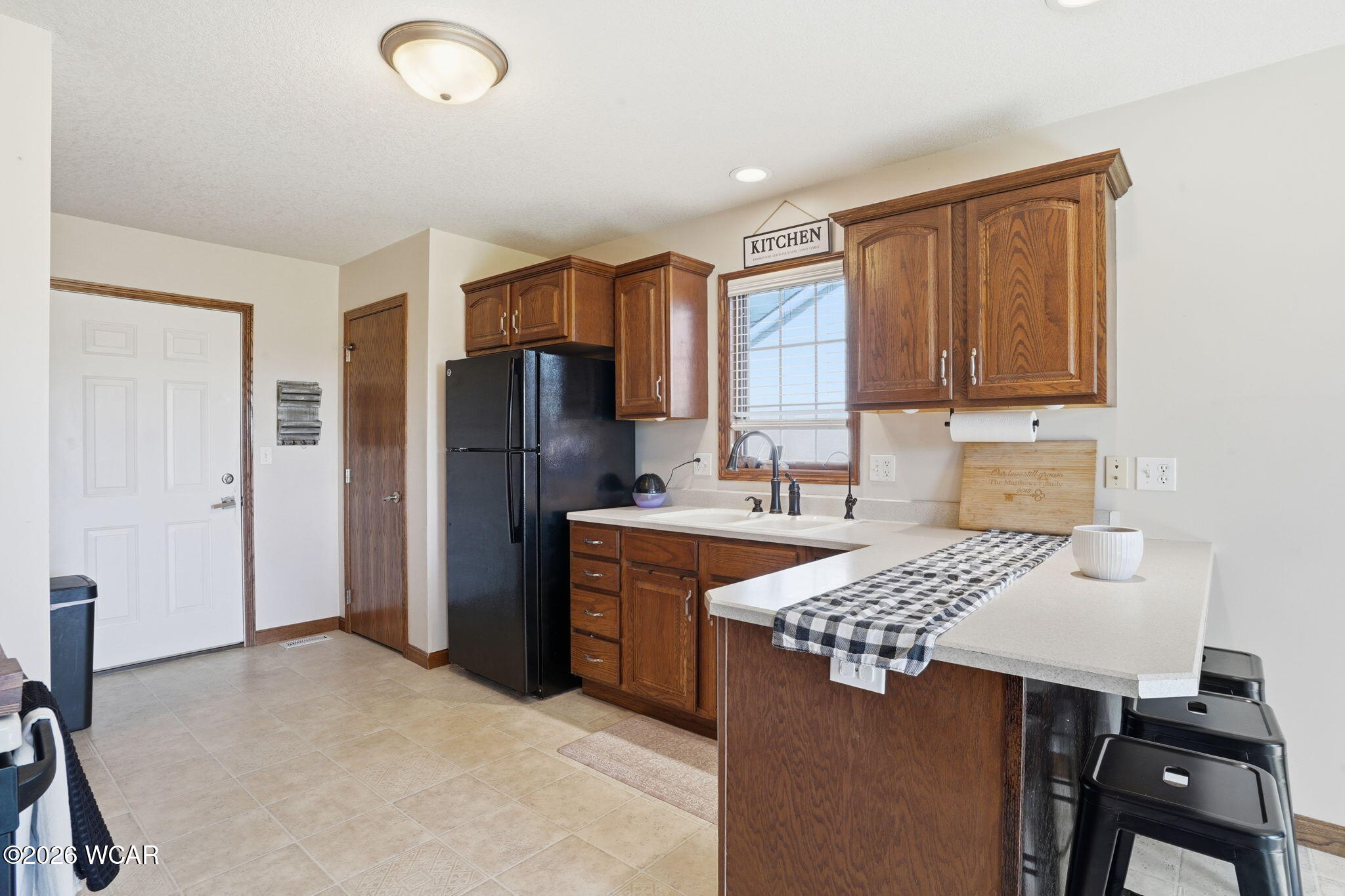 112 Parkview Drive, Jackson Center, Ohio