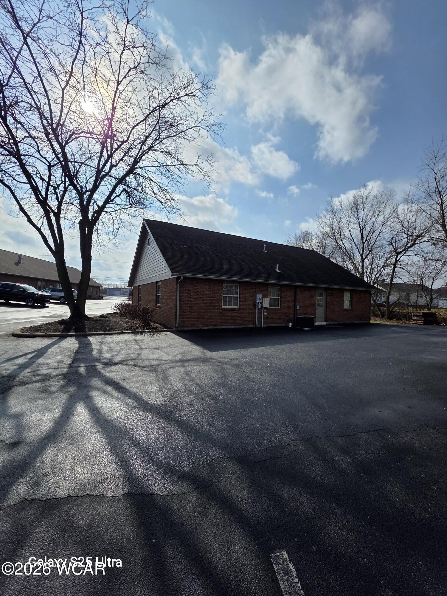 3225 Harding Highway, Lima, Ohio