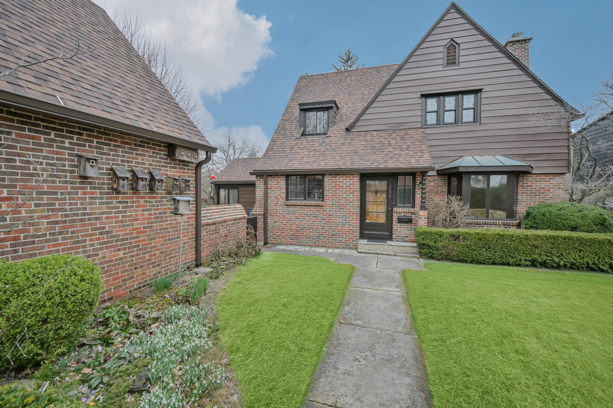 735 Tanglewood Drive, Springfield, Ohio 45504